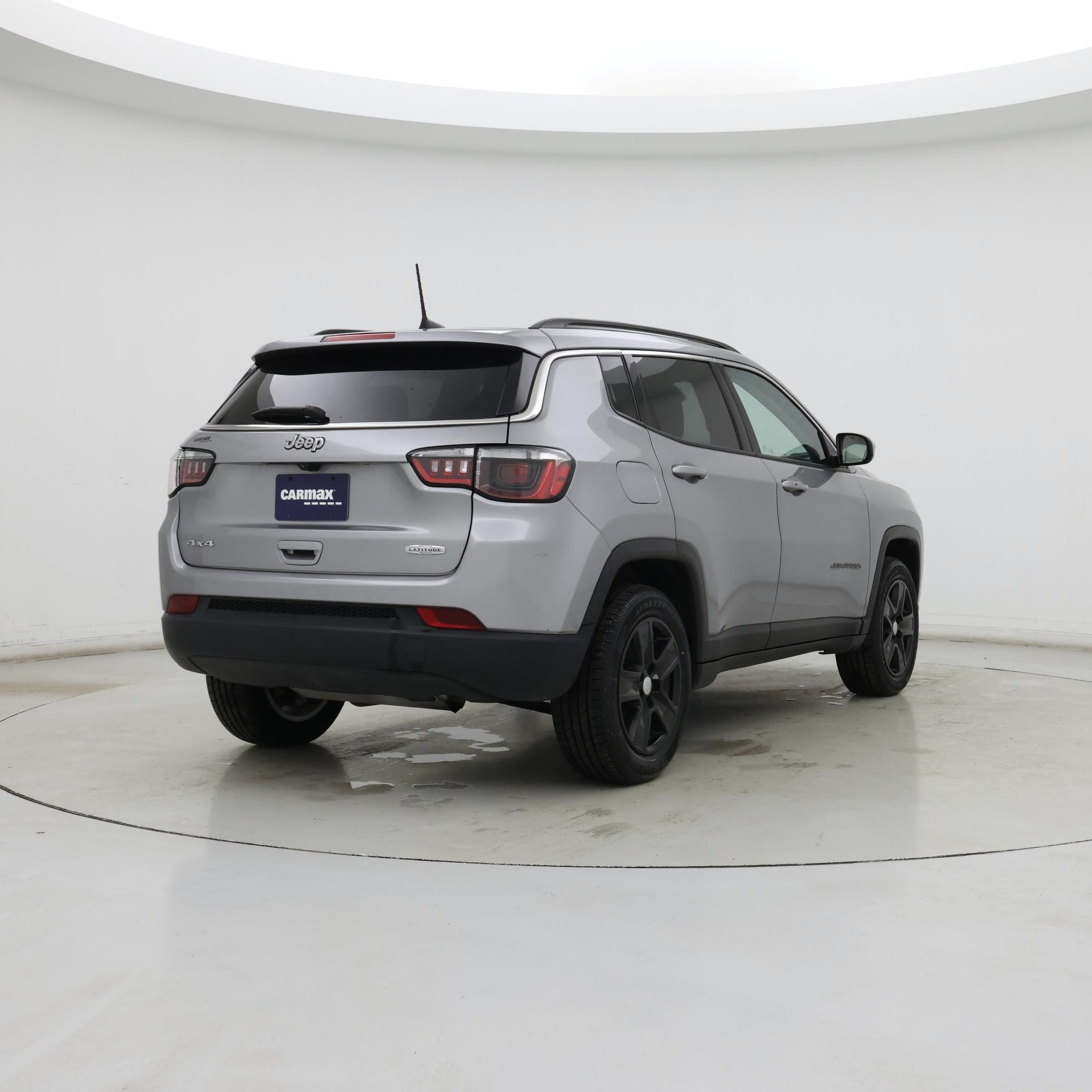 Thumbnail: 2022 Jeep Compass - 8