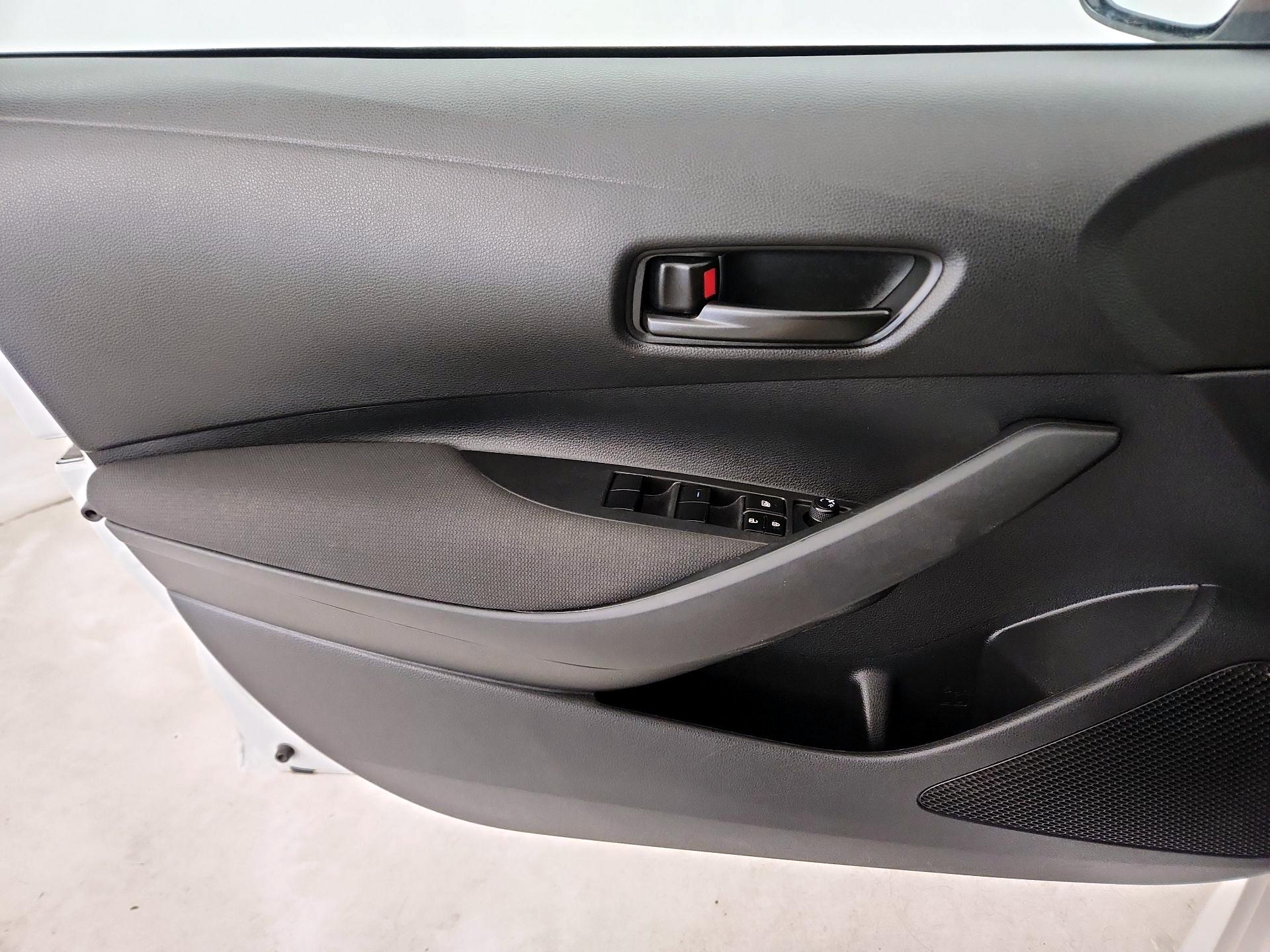 Thumbnail: 2023 Toyota Corolla - 12