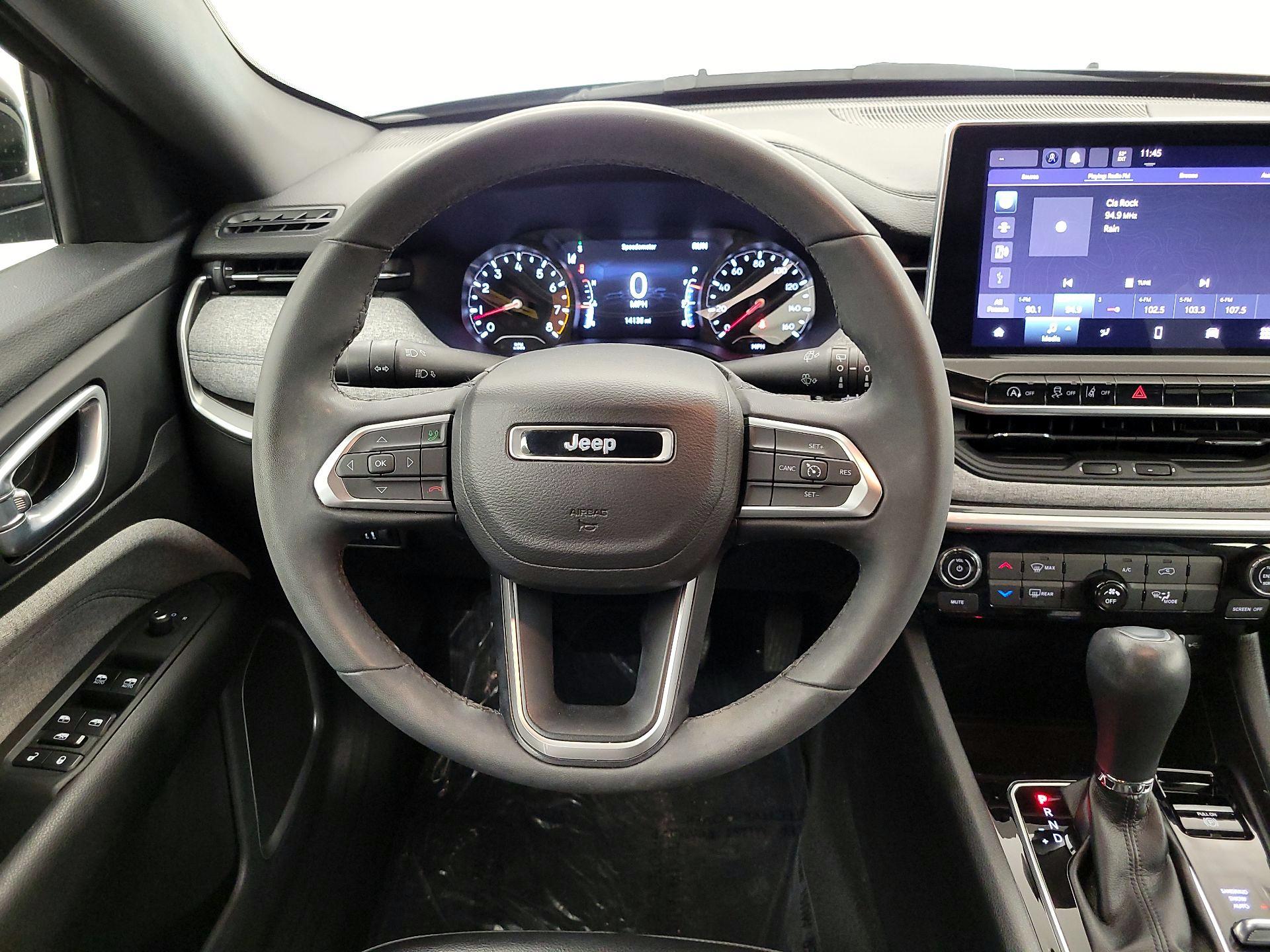 Thumbnail: 2023 Jeep Compass - 10
