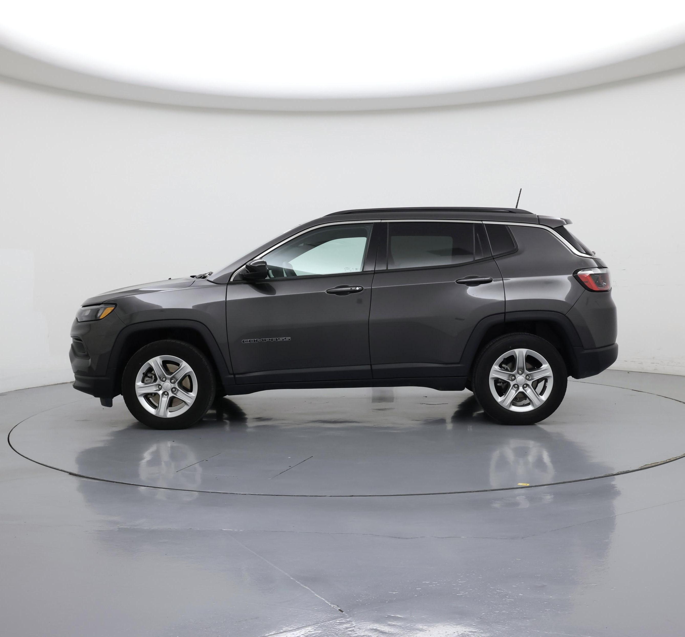 Thumbnail: 2023 Jeep Compass - 3