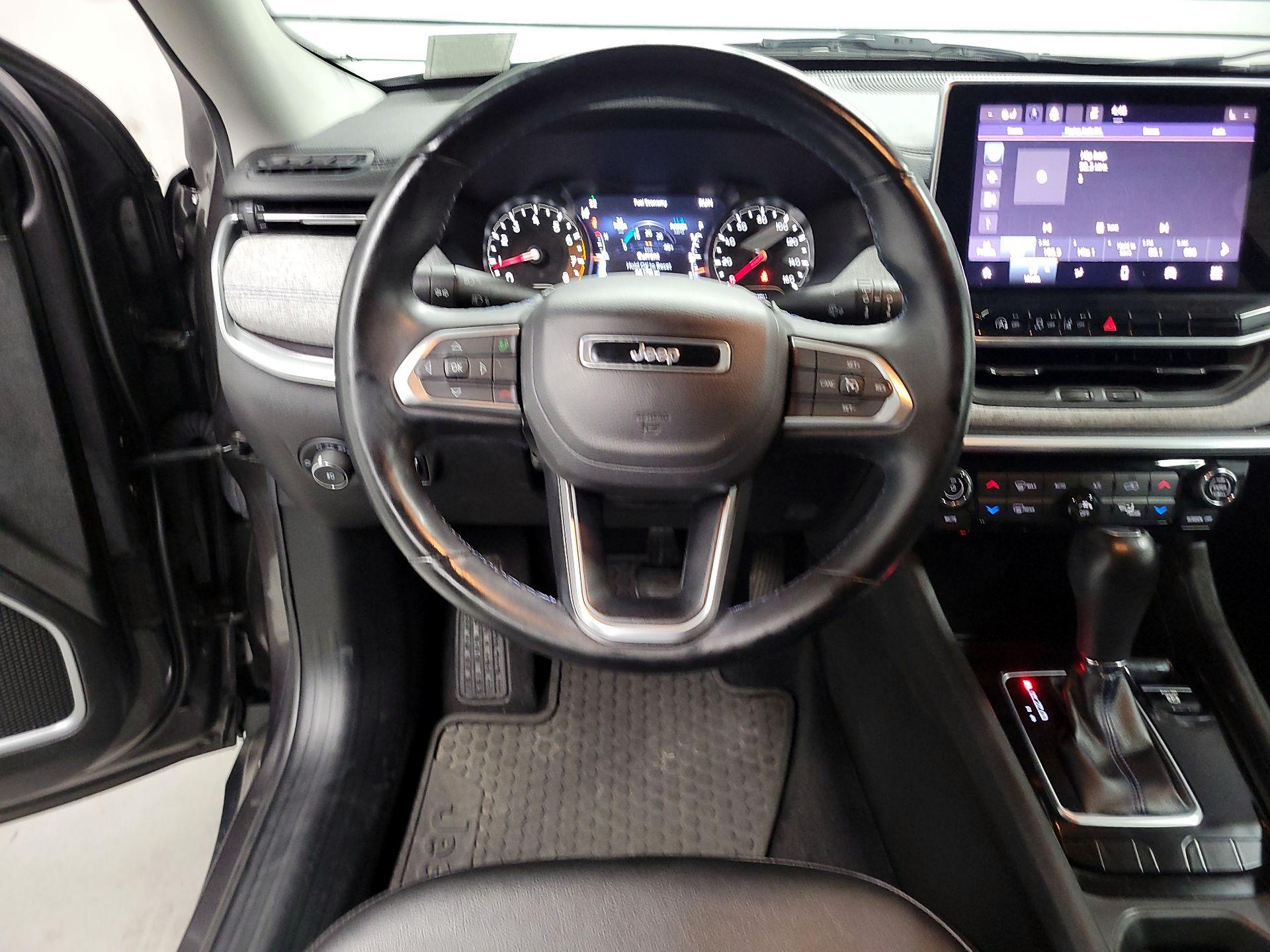 Thumbnail: 2022 Jeep Compass - 10