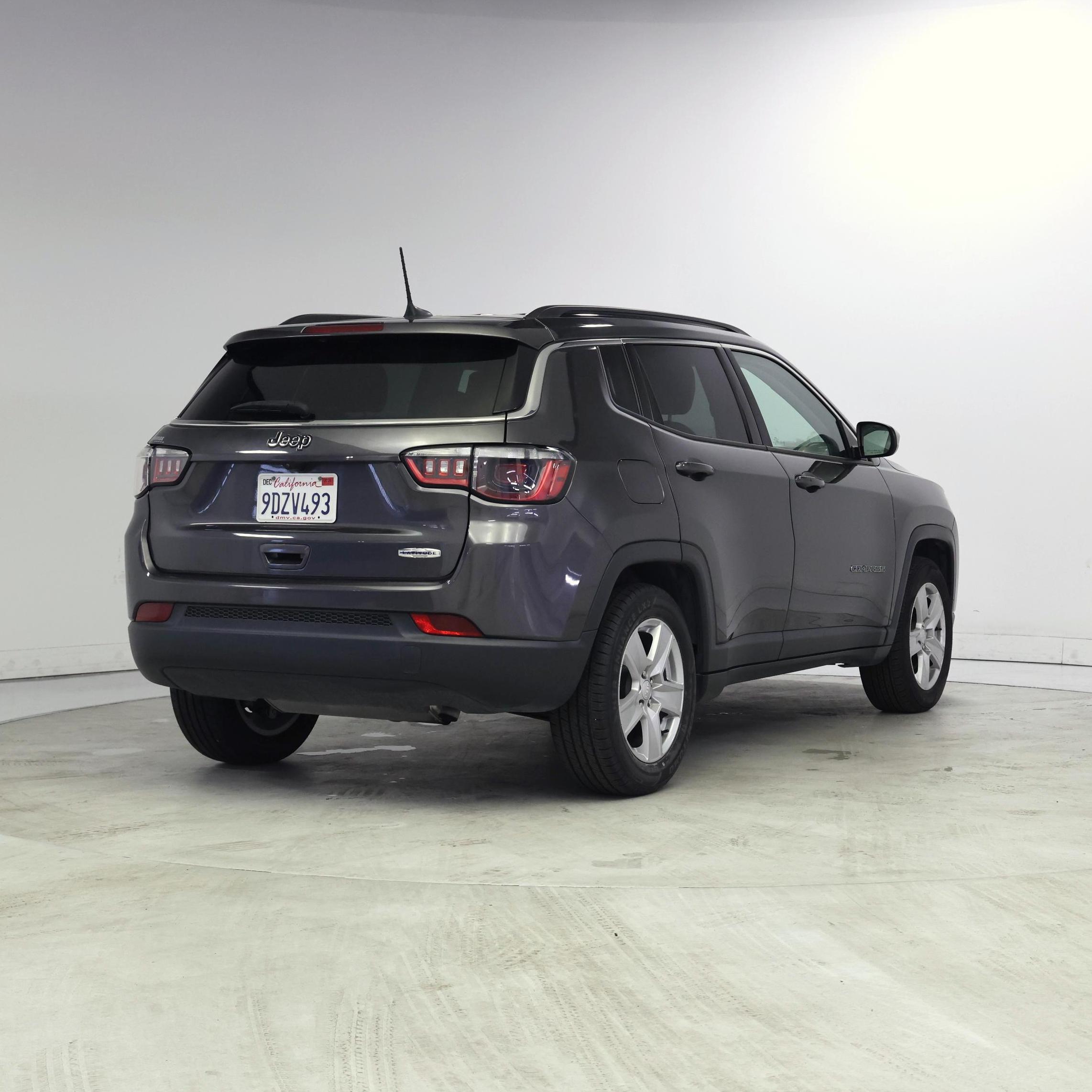 Thumbnail: 2022 Jeep Compass - 8