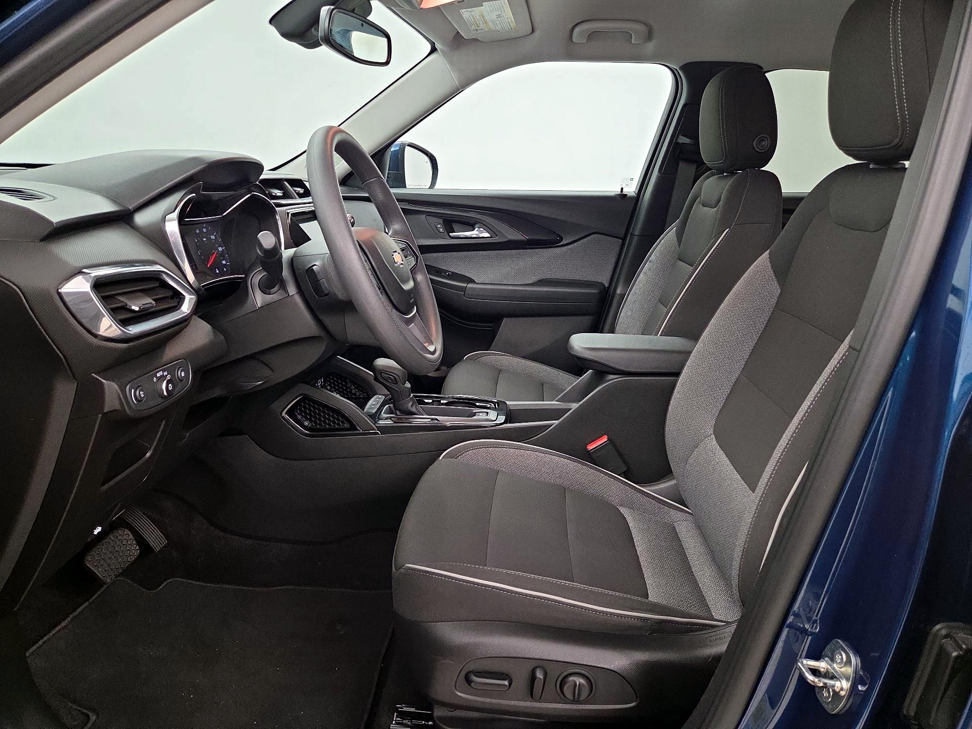 Thumbnail: 2021 Chevrolet TrailBlazer - 11