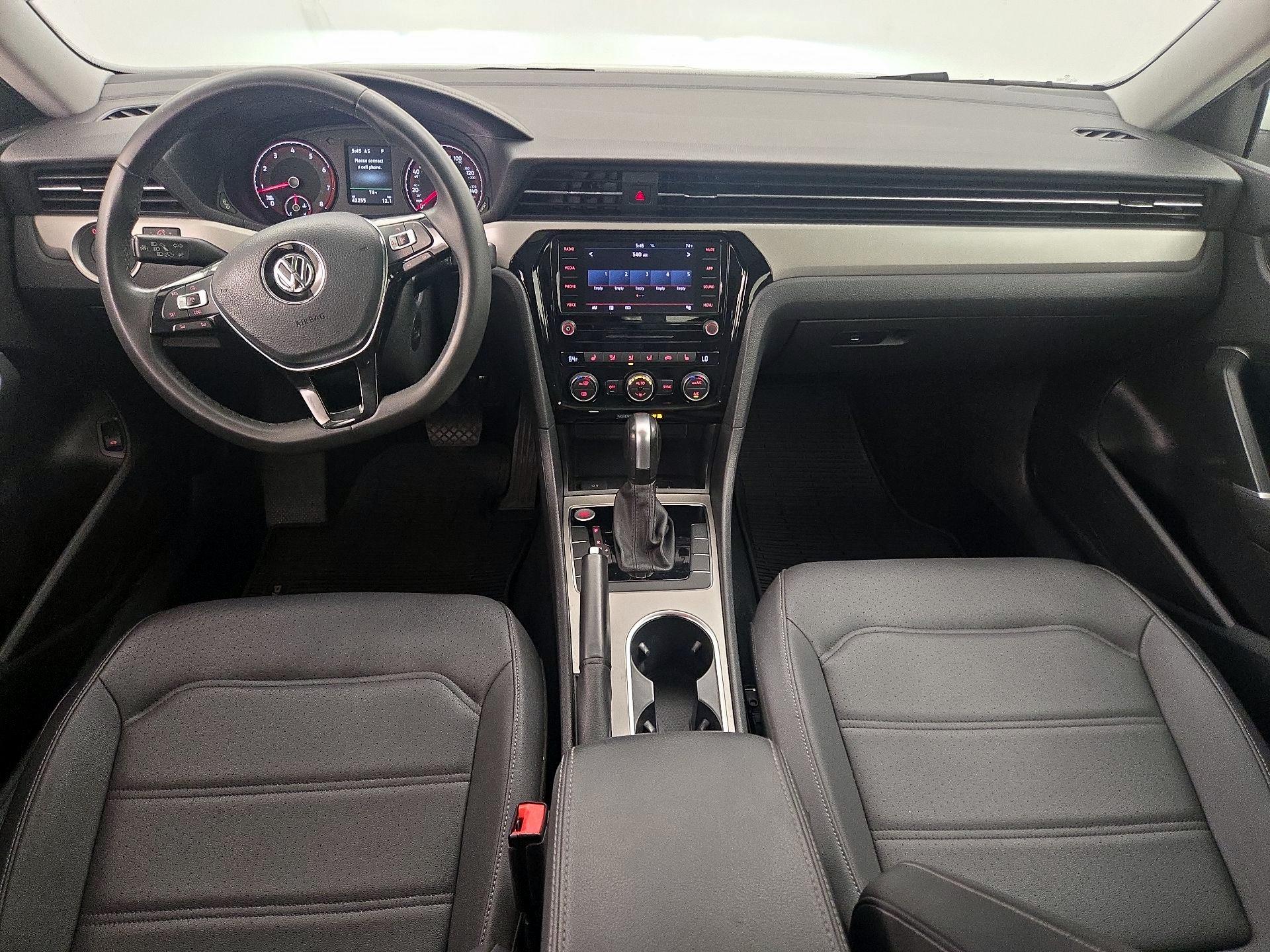 Thumbnail: 2021 Volkswagen Passat - 9
