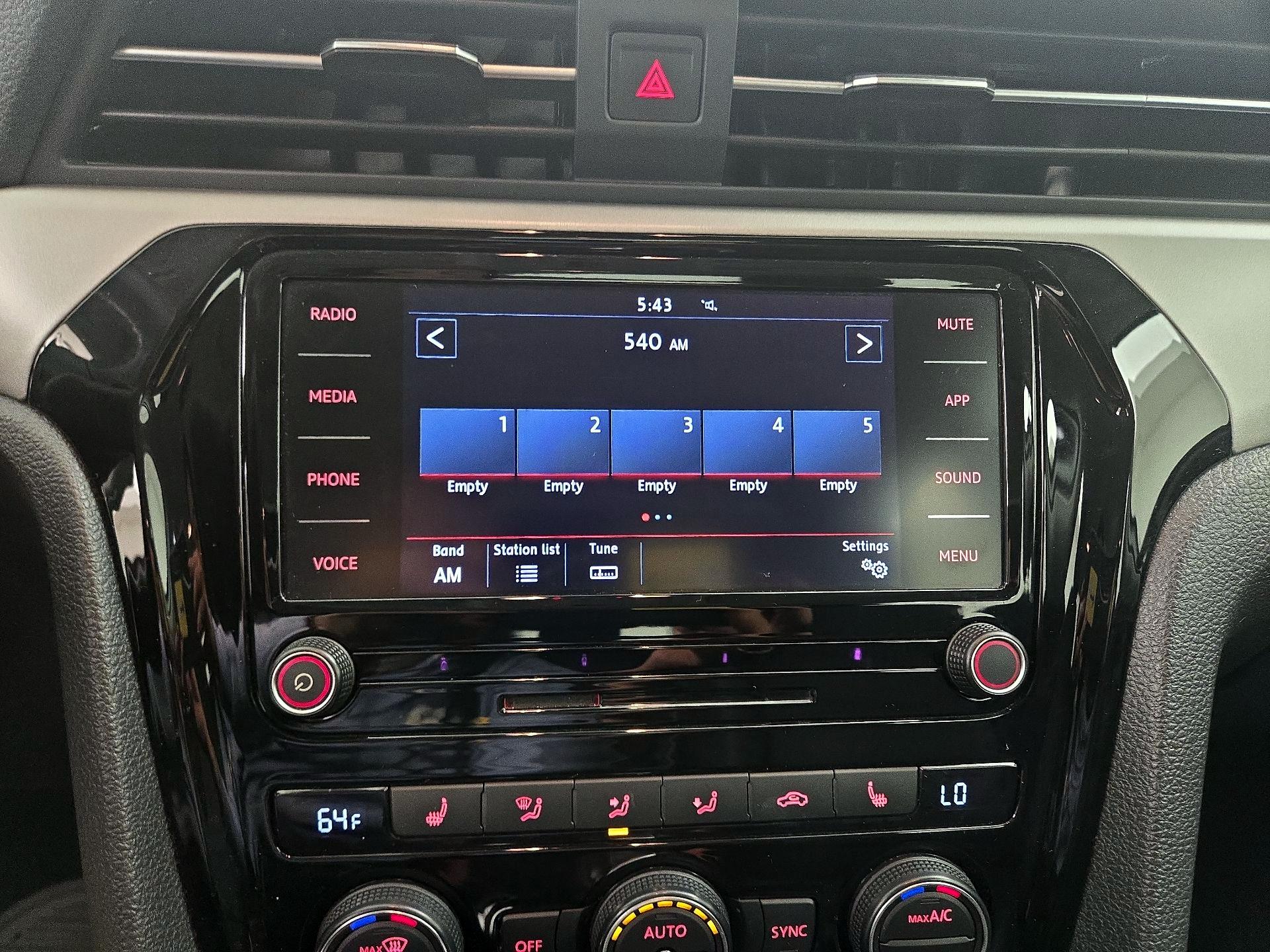 Thumbnail: 2021 Volkswagen Passat - 15