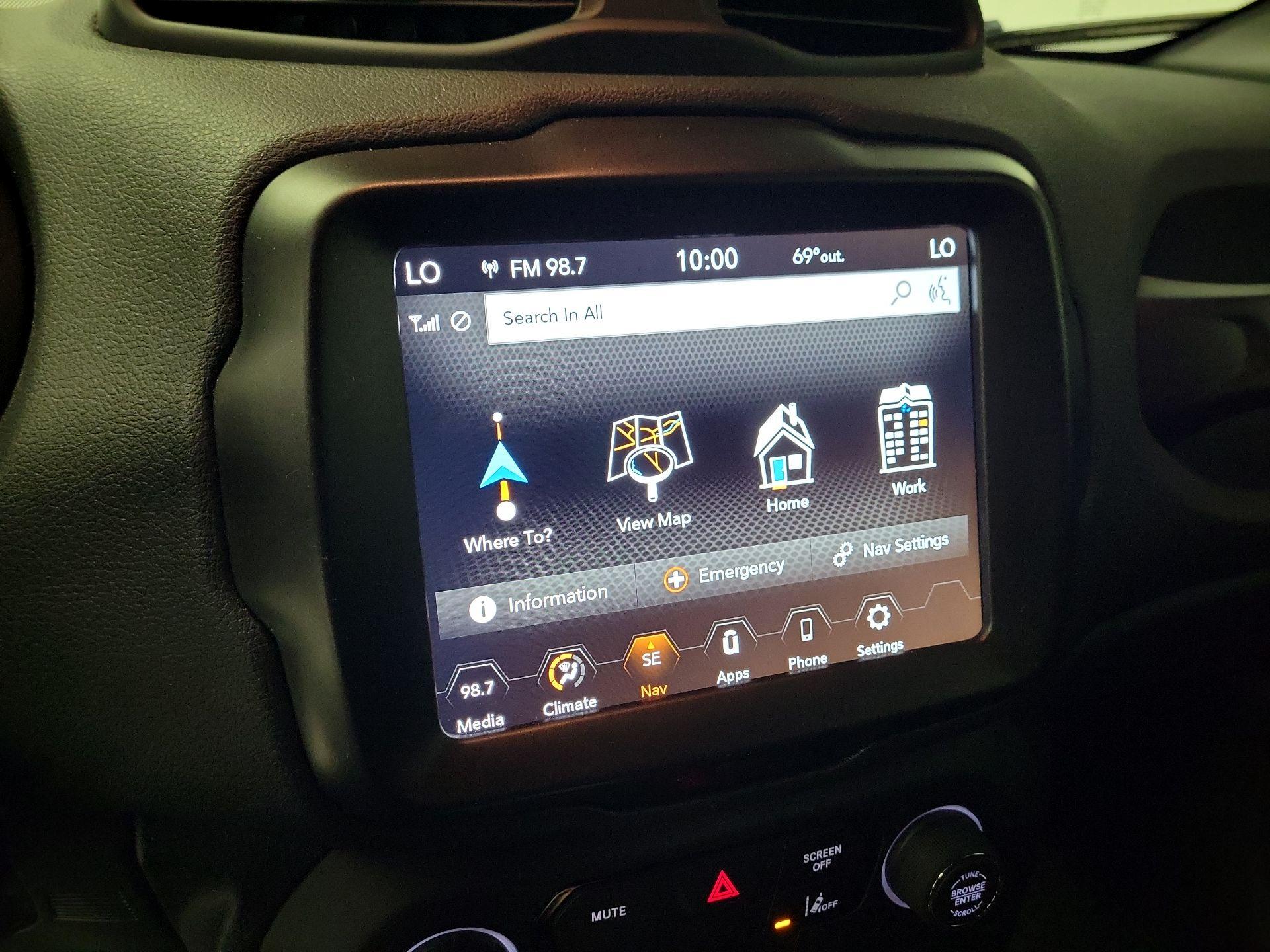 Thumbnail: 2022 Jeep Renegade - 14