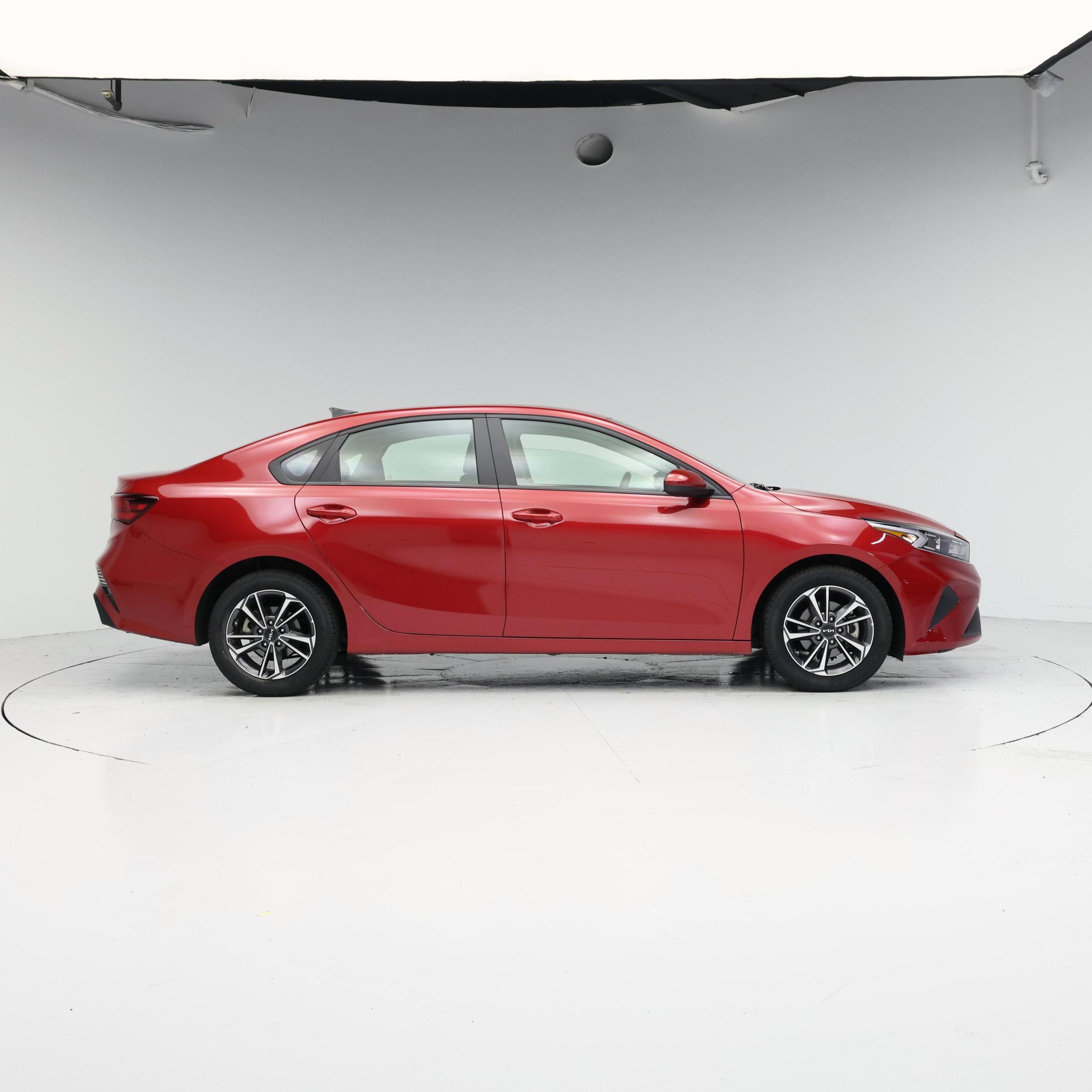 Thumbnail: 2024 Kia Forte - 7