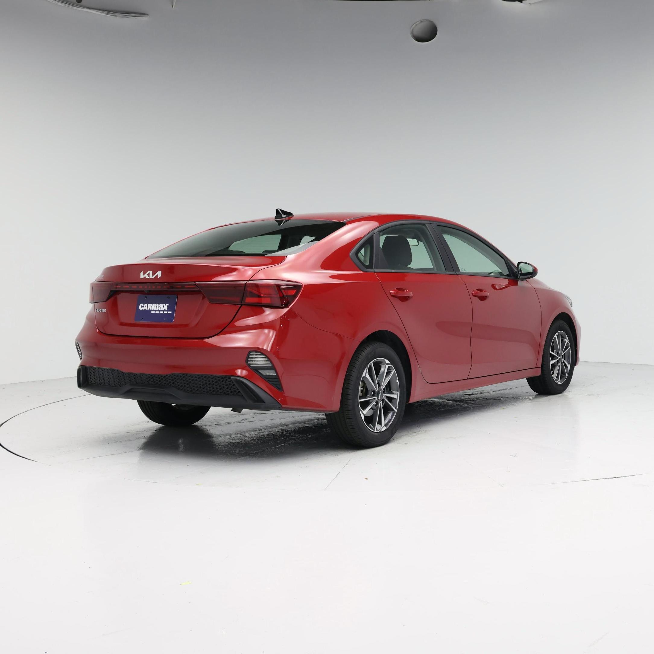 Thumbnail: 2024 Kia Forte - 8