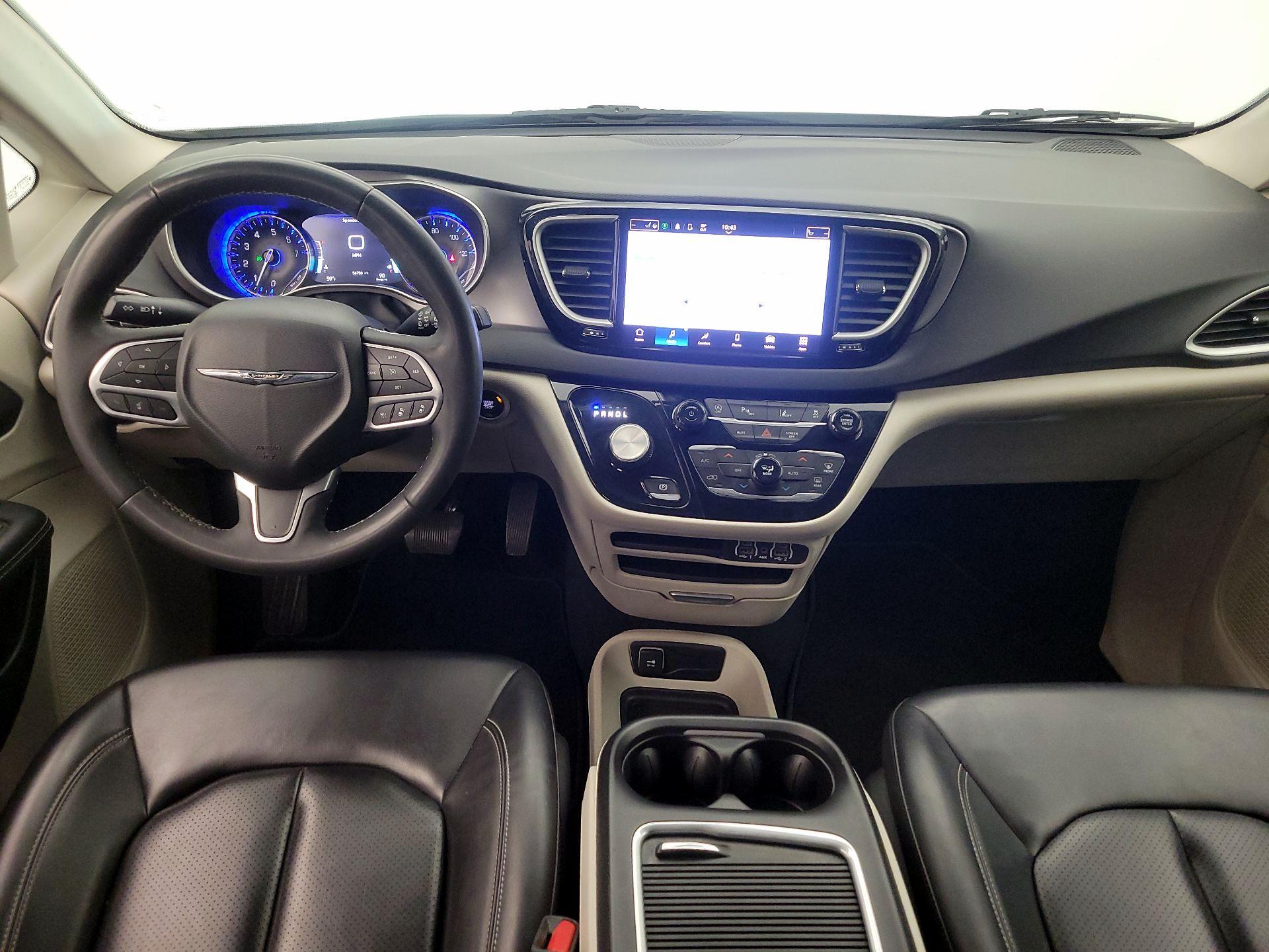 Thumbnail: 2023 Chrysler Pacifica - 9