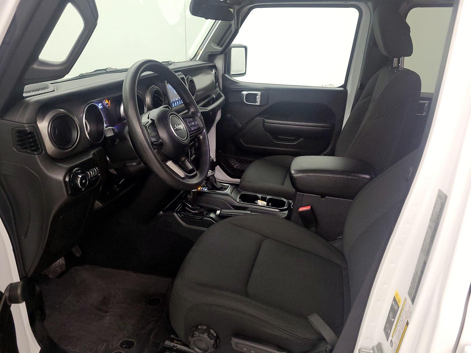 Thumbnail: 2022 Jeep Wrangler - 11