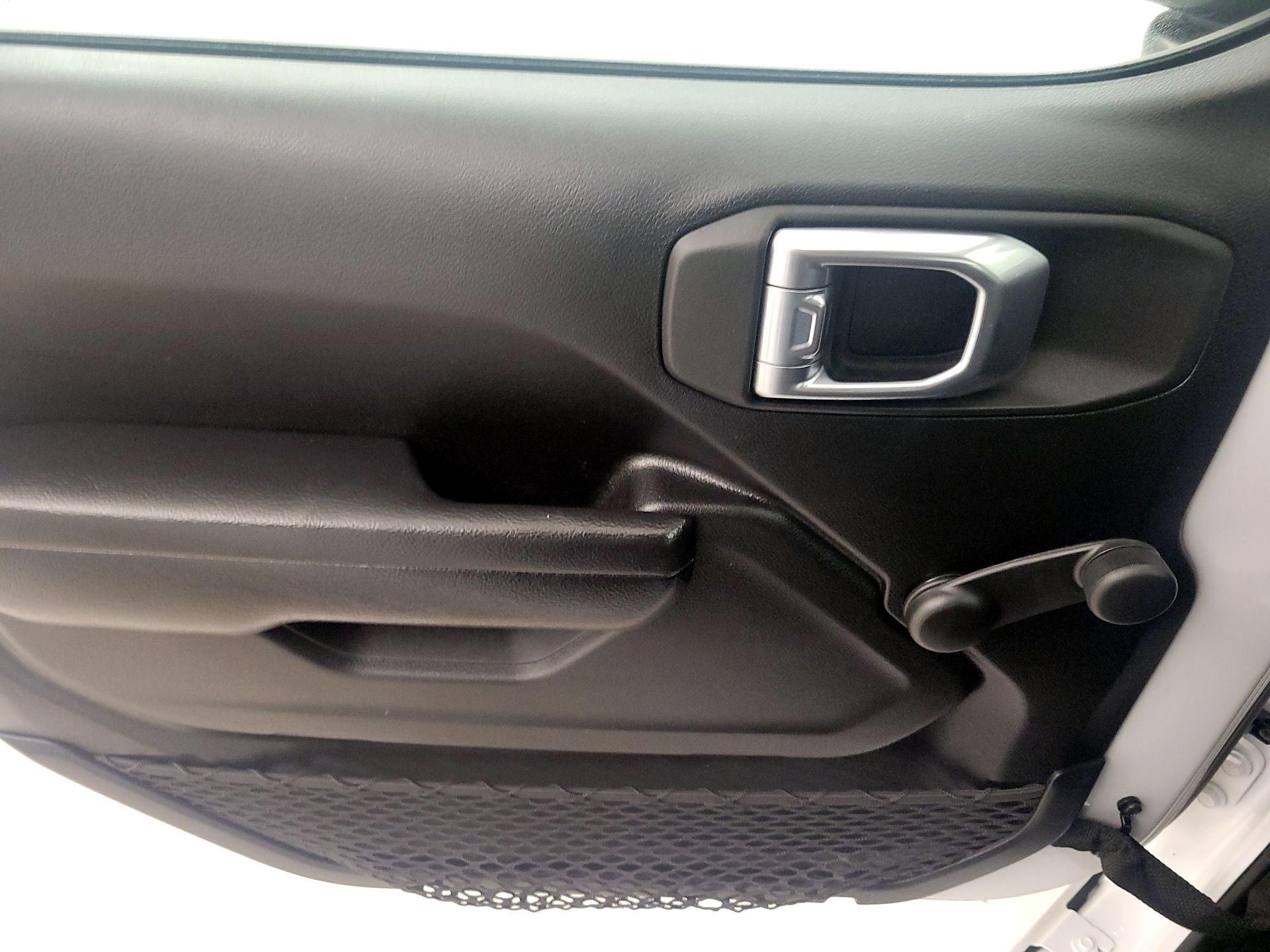 Thumbnail: 2022 Jeep Wrangler - 12