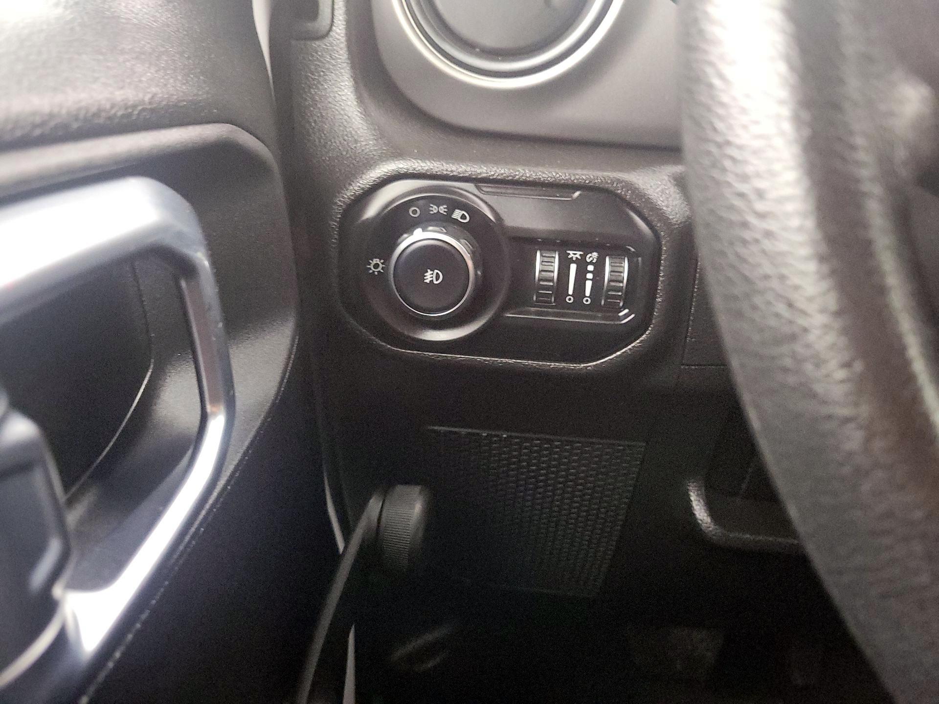 Thumbnail: 2022 Jeep Wrangler - 13