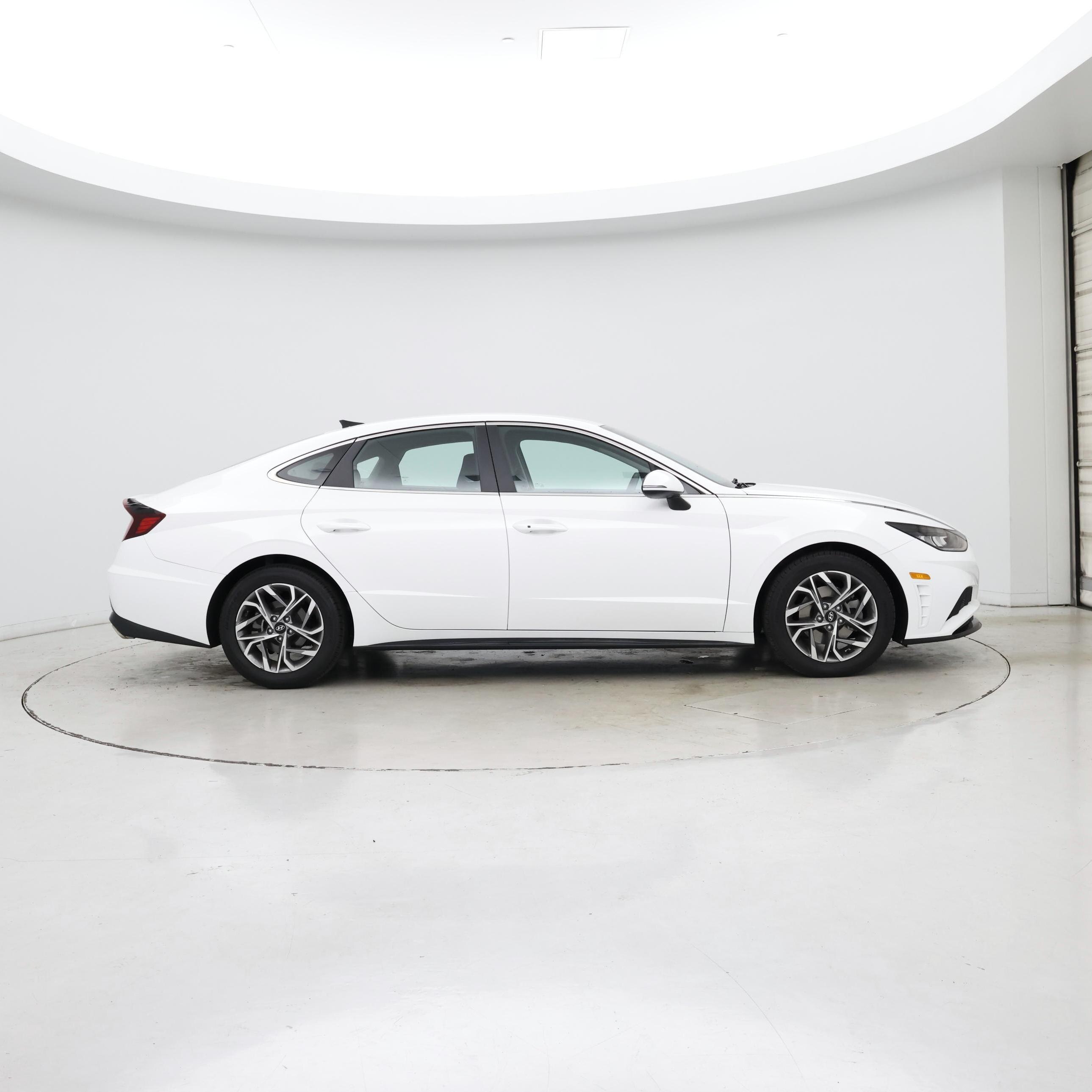 Thumbnail: 2023 Hyundai Sonata - 7