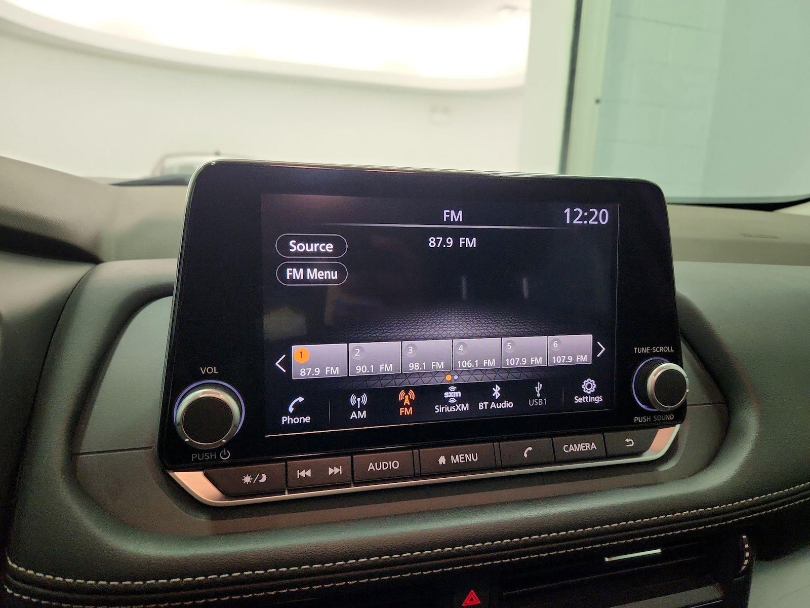2023 Nissan Rogue SV - Photo 16