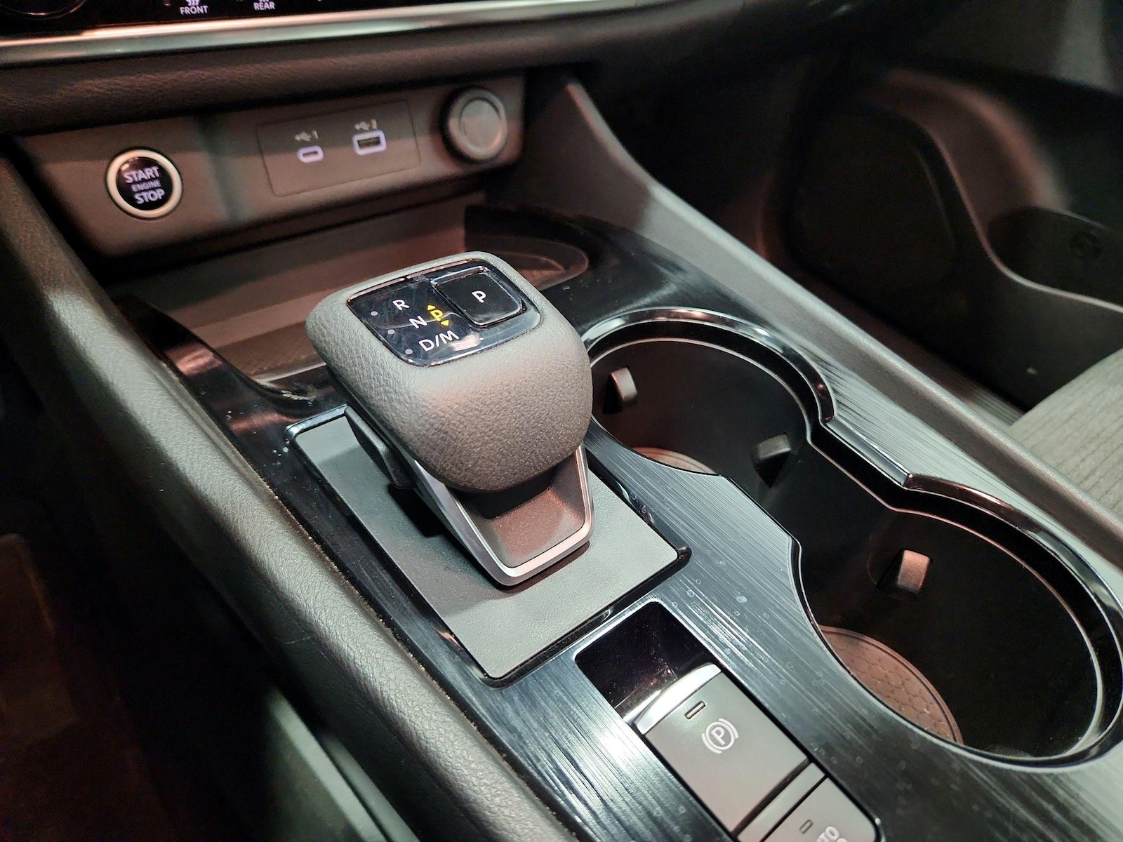 2023 Nissan Rogue SV - Photo 18