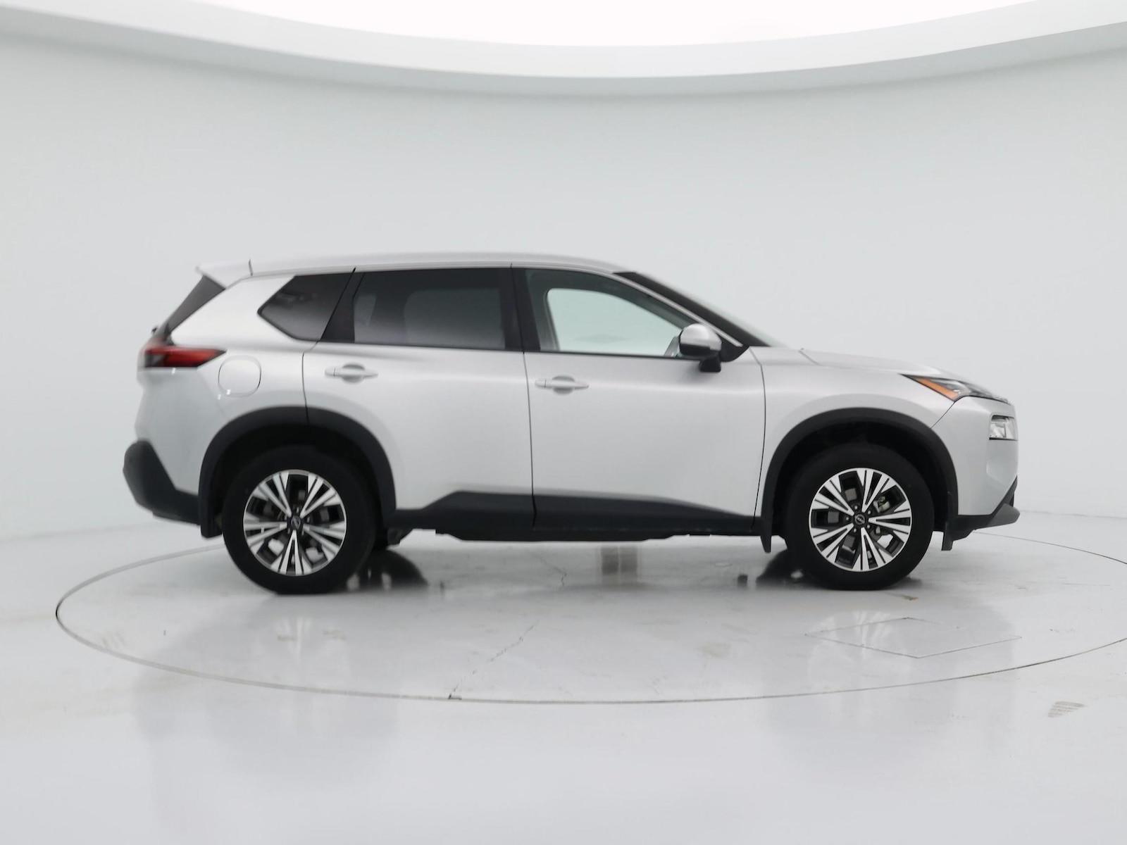 2023 Nissan Rogue SV - Photo 8