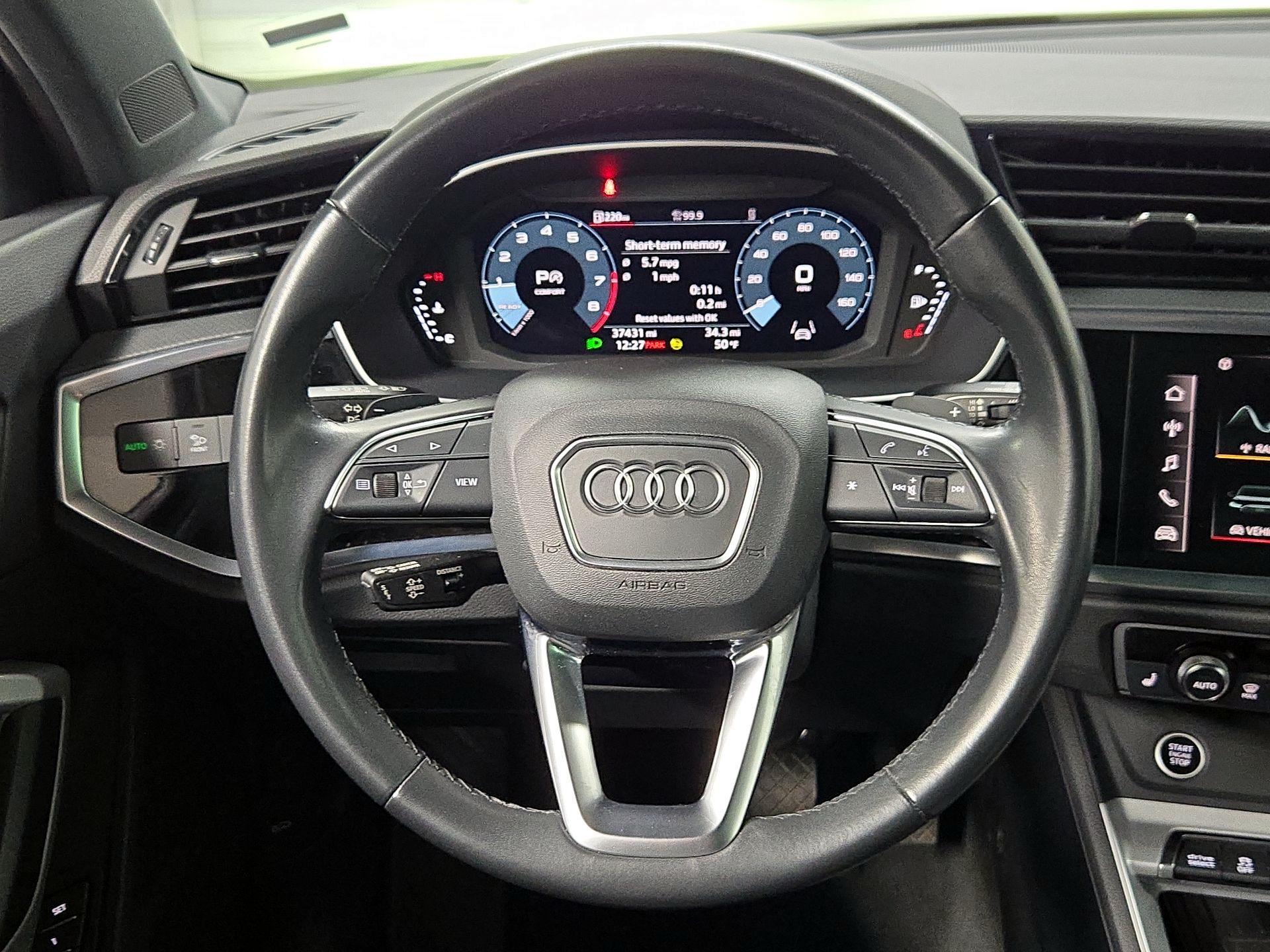 Thumbnail: 2024 Audi Q3 - 10