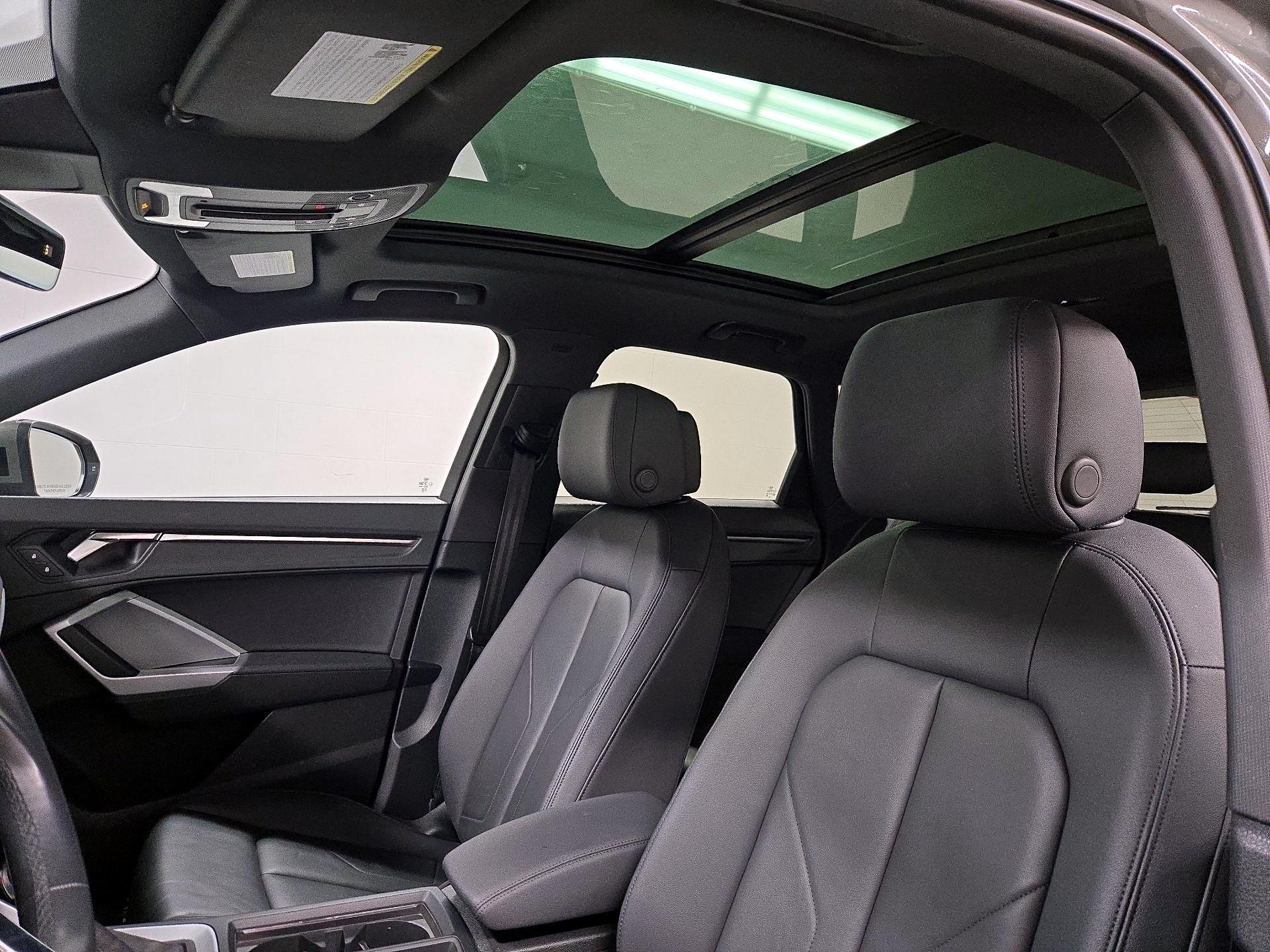 Thumbnail: 2024 Audi Q3 - 19