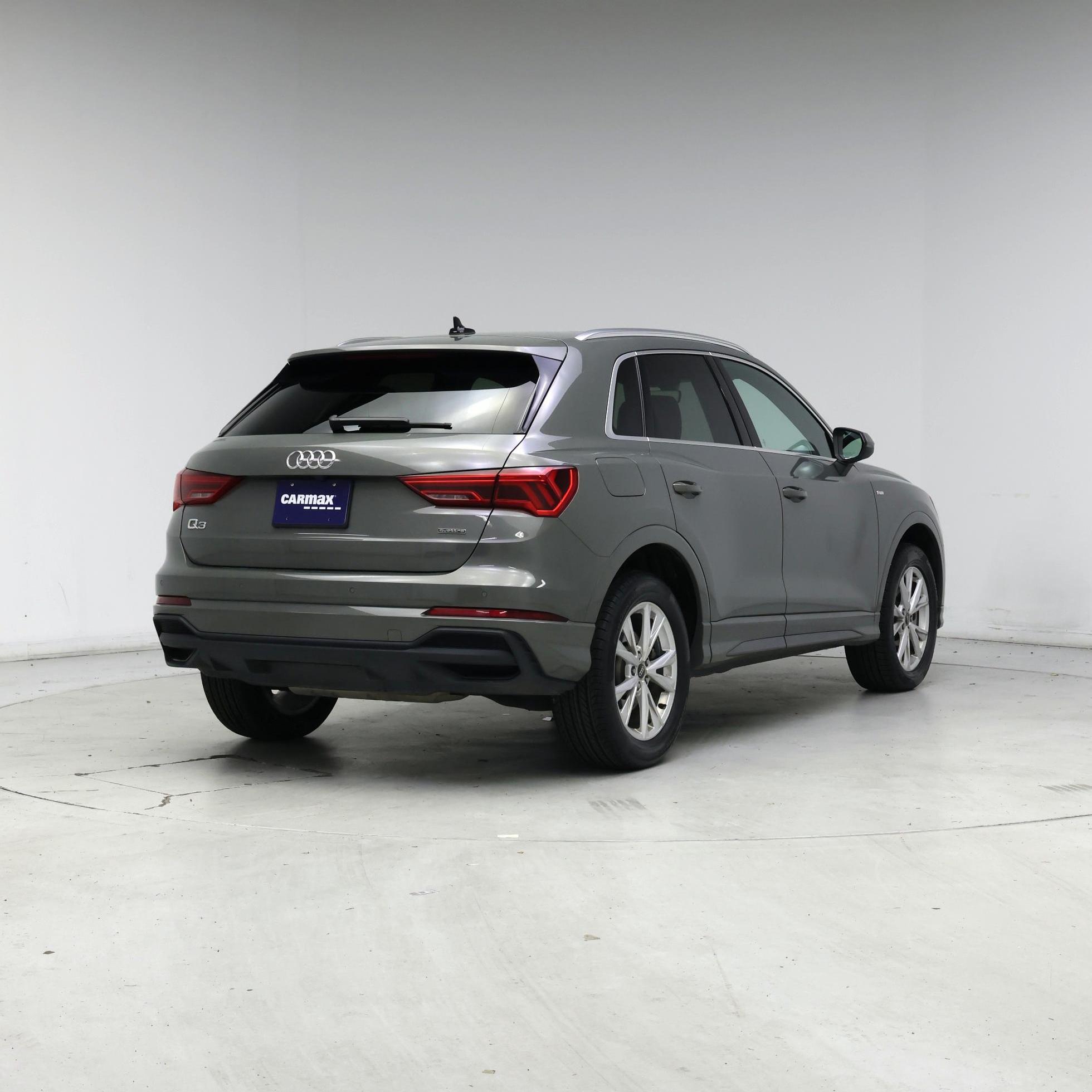 Thumbnail: 2024 Audi Q3 - 8