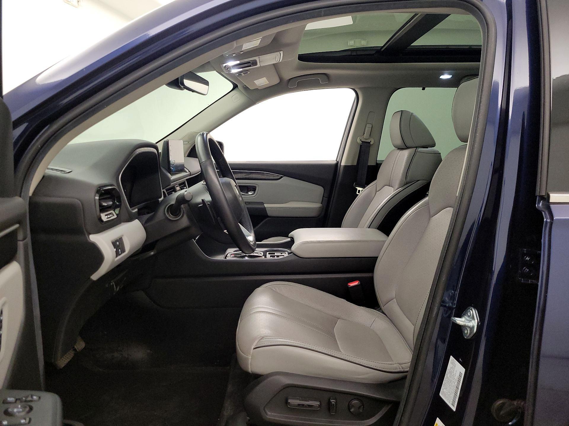 Thumbnail: 2025 Honda Pilot - 11