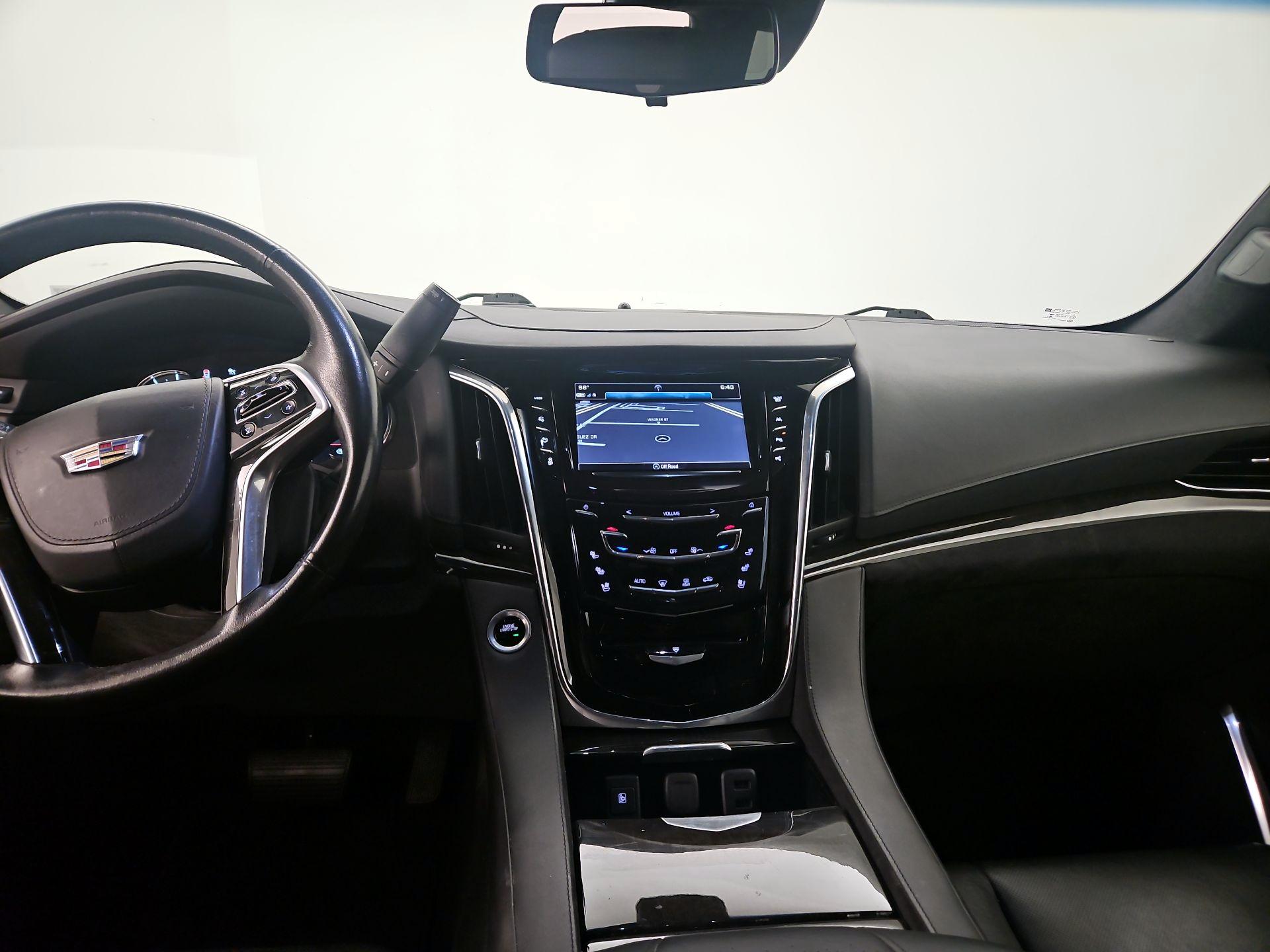 Thumbnail: 2017 Cadillac Escalade - 9