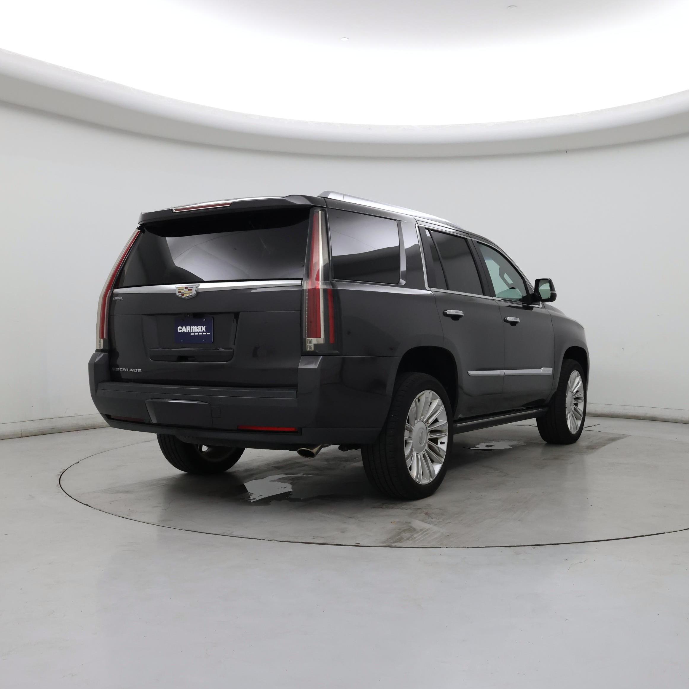 Thumbnail: 2017 Cadillac Escalade - 8