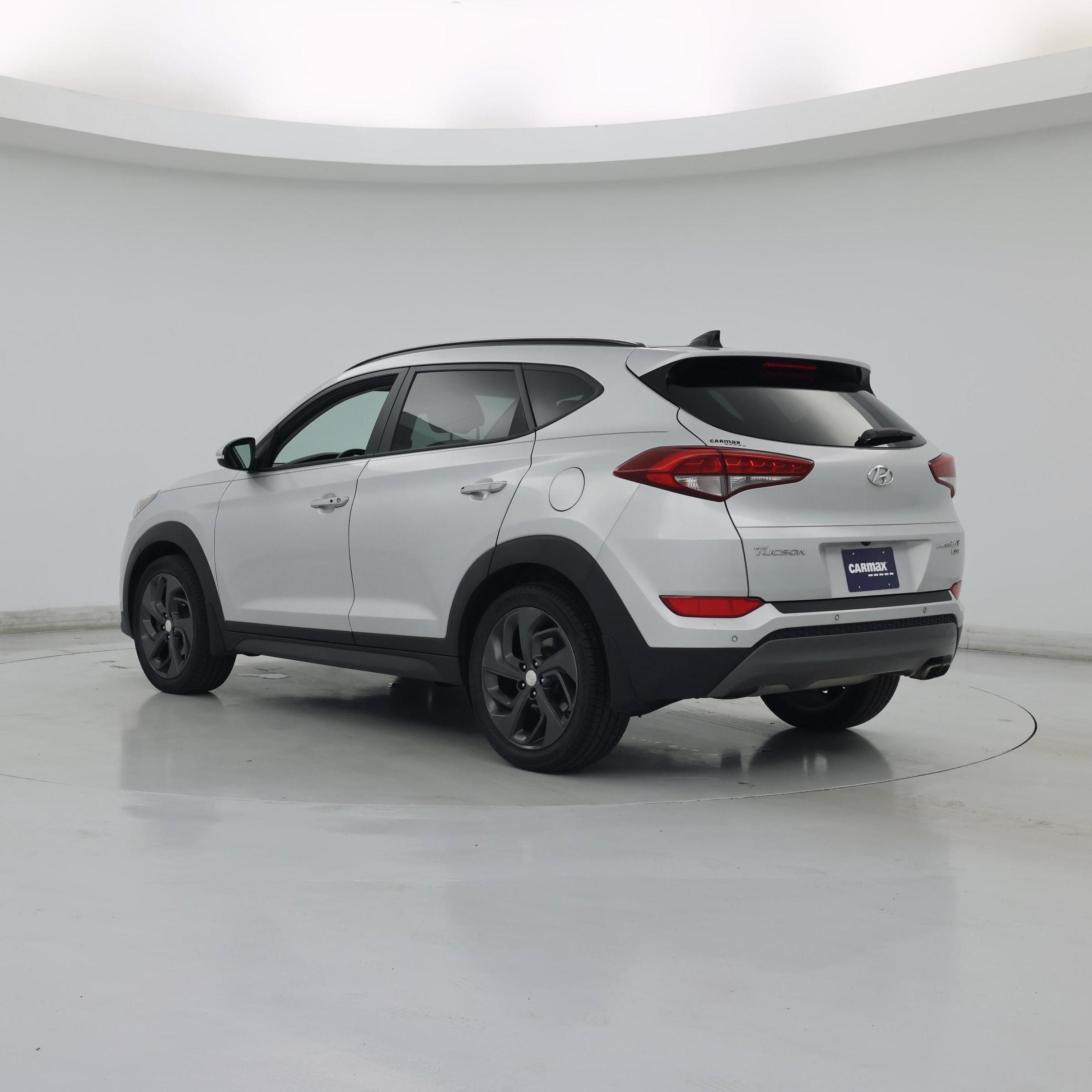 Thumbnail: 2016 Hyundai Tucson - 2