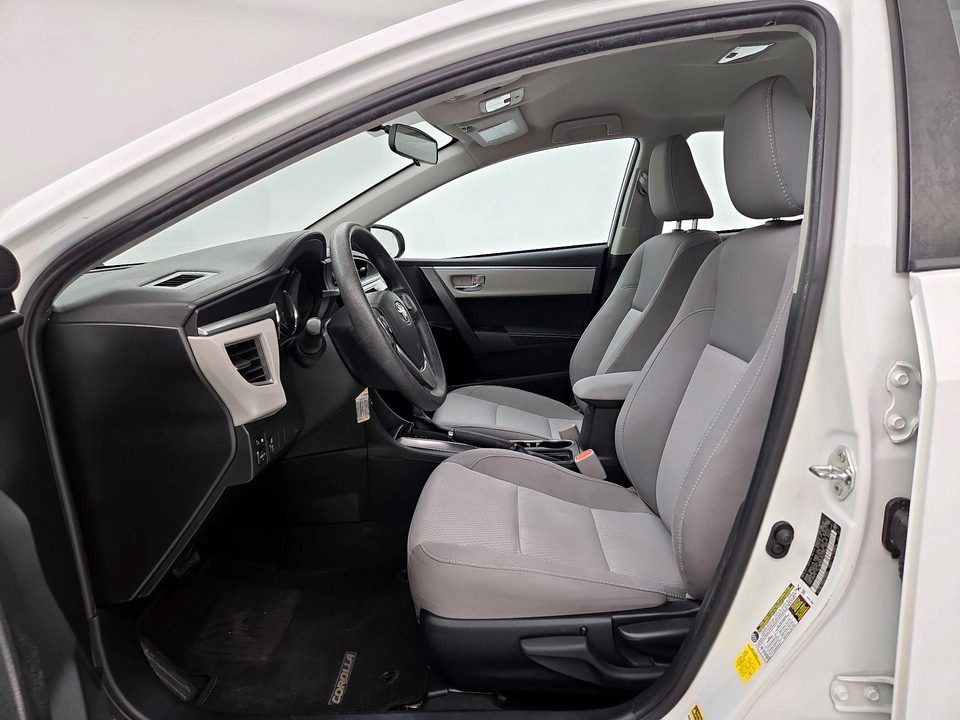 Thumbnail: 2015 Toyota Corolla - 11