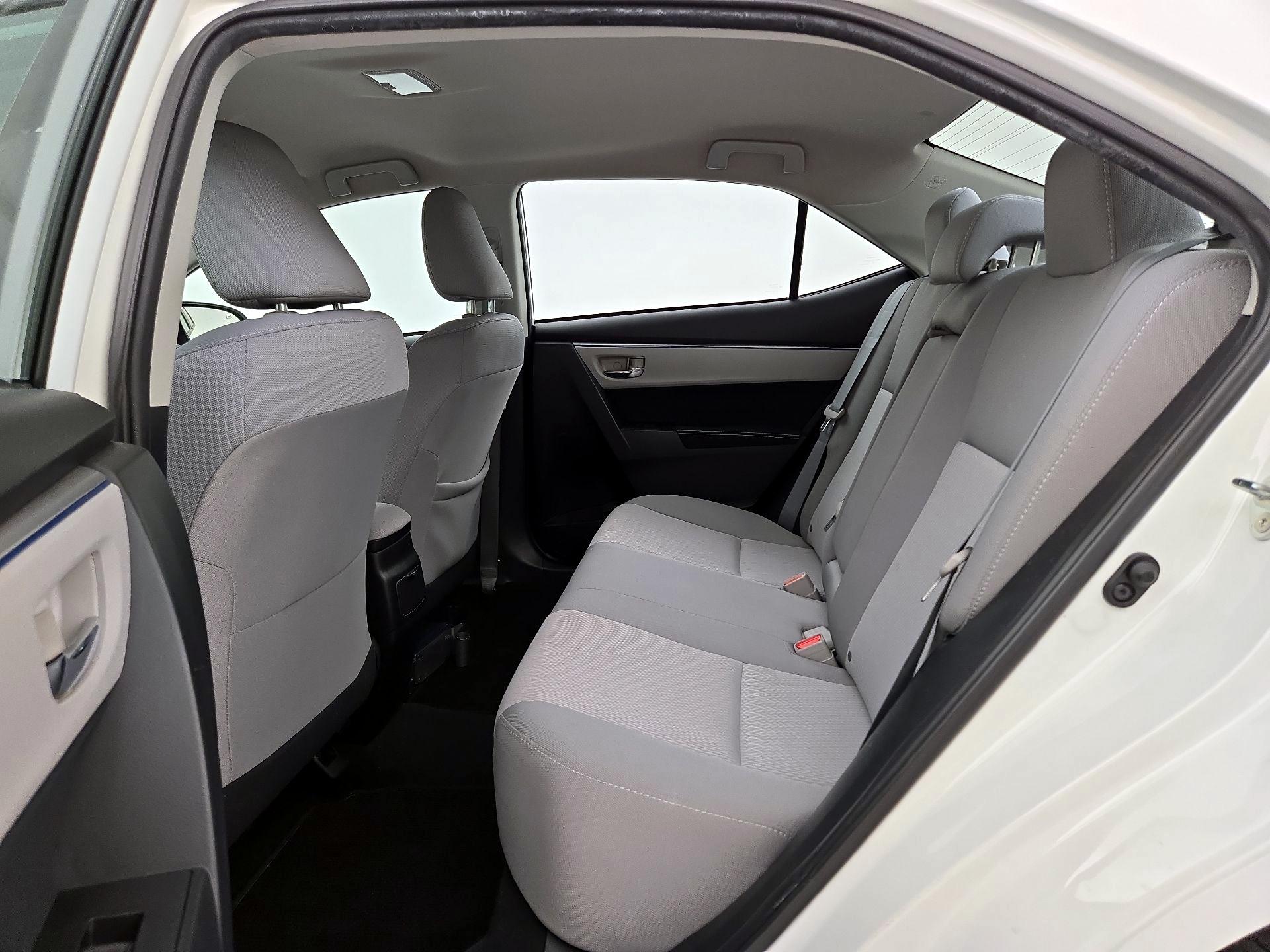 Thumbnail: 2015 Toyota Corolla - 19