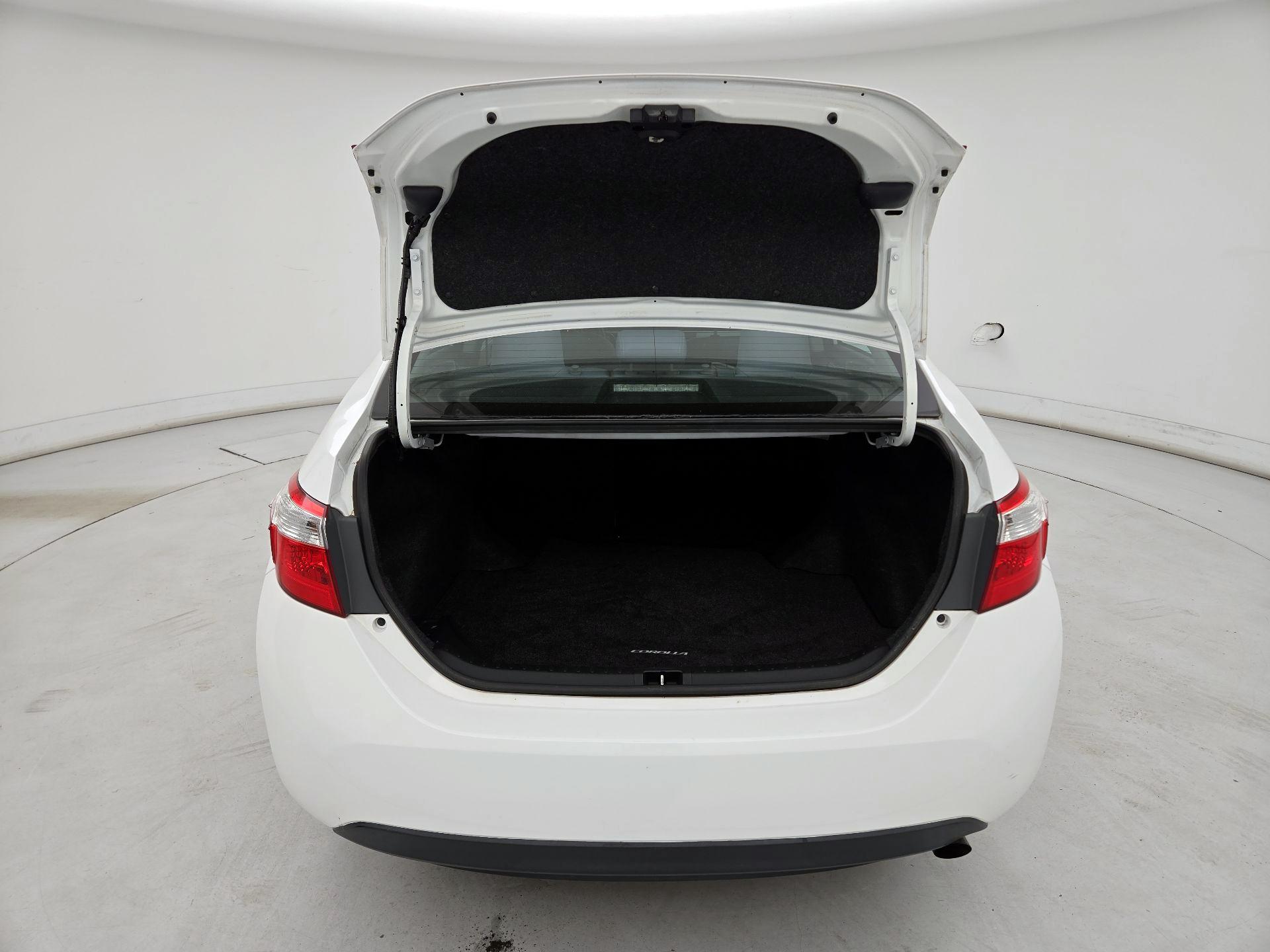 Thumbnail: 2015 Toyota Corolla - 20