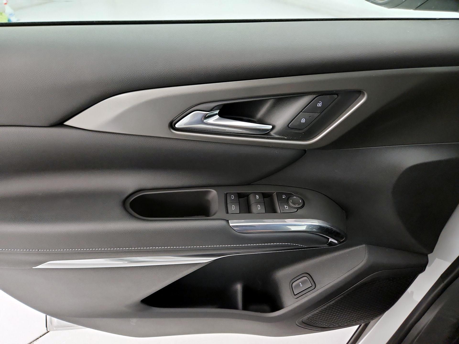 Thumbnail: 2024 Chevrolet Traverse - 12