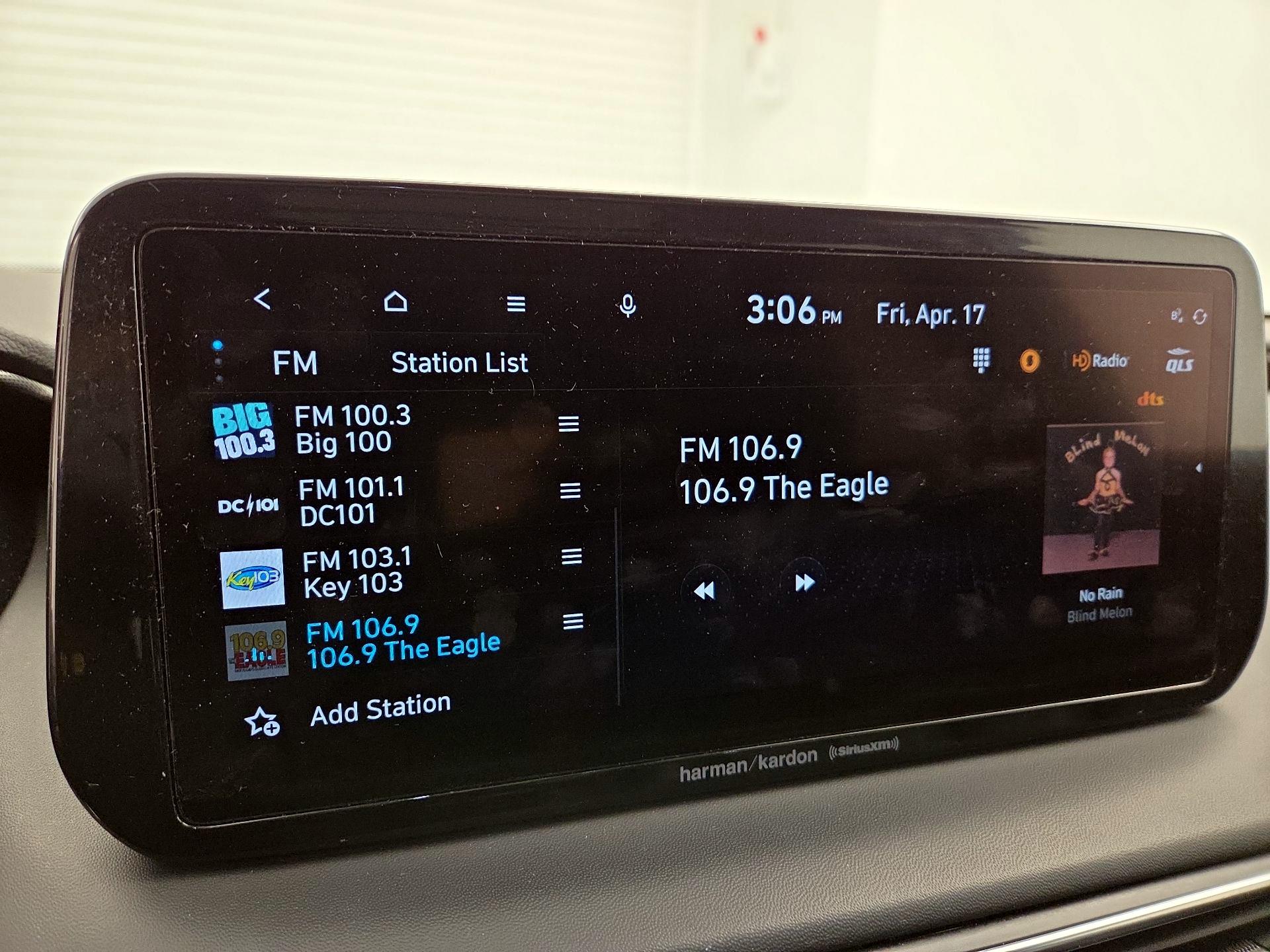 Thumbnail: 2023 Hyundai Santa Fe - 16