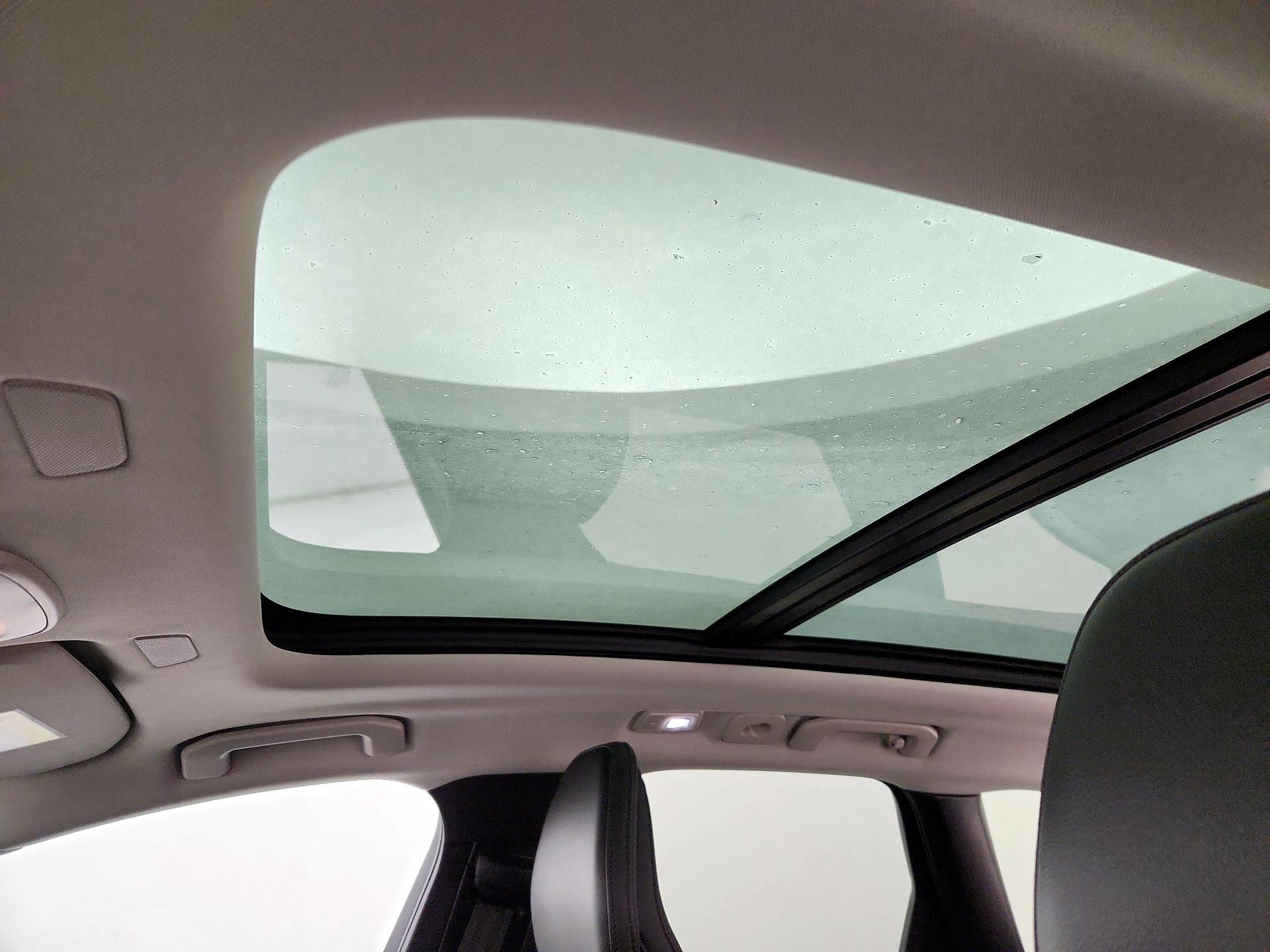 Thumbnail: 2023 Volvo XC60 - 19