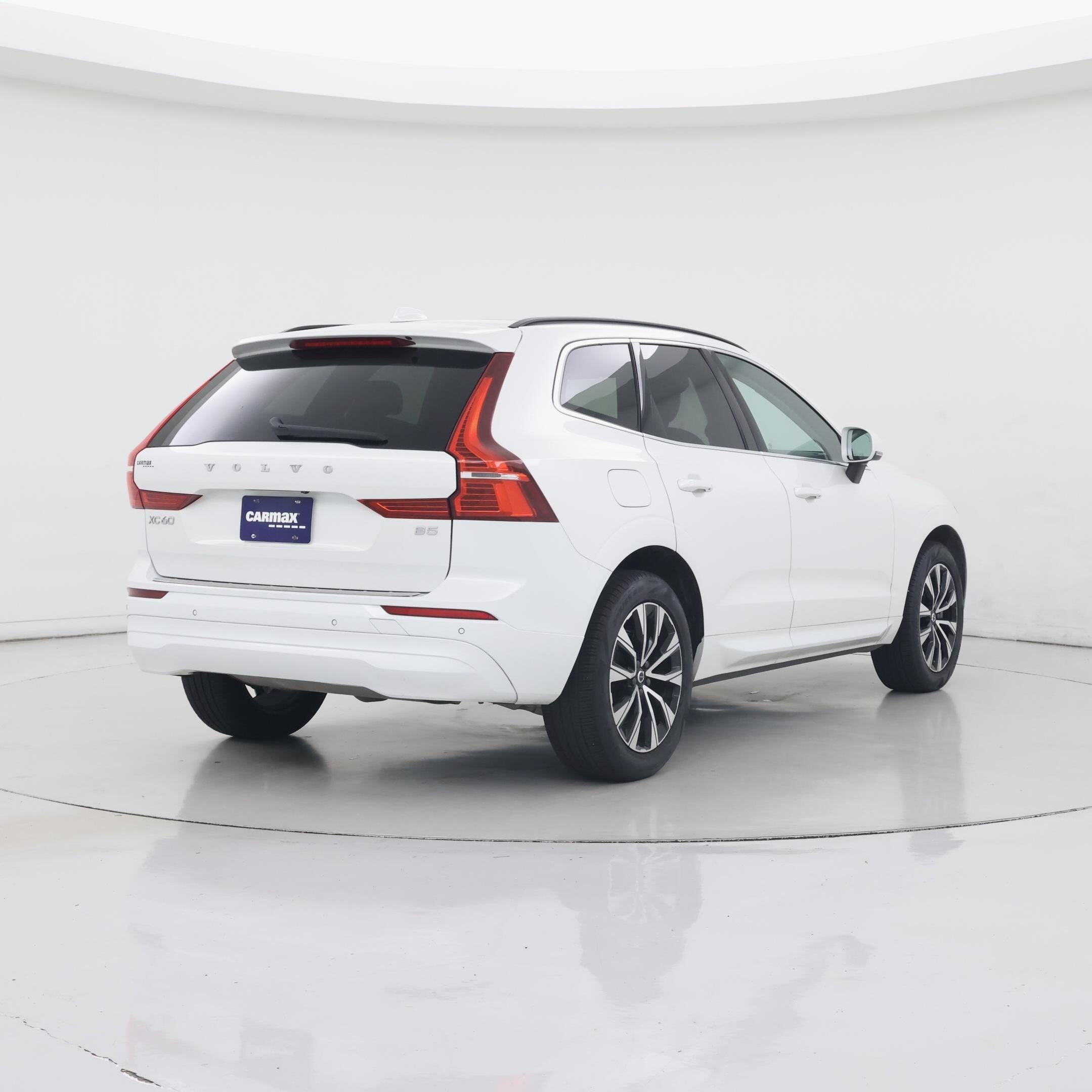 Thumbnail: 2023 Volvo XC60 - 8