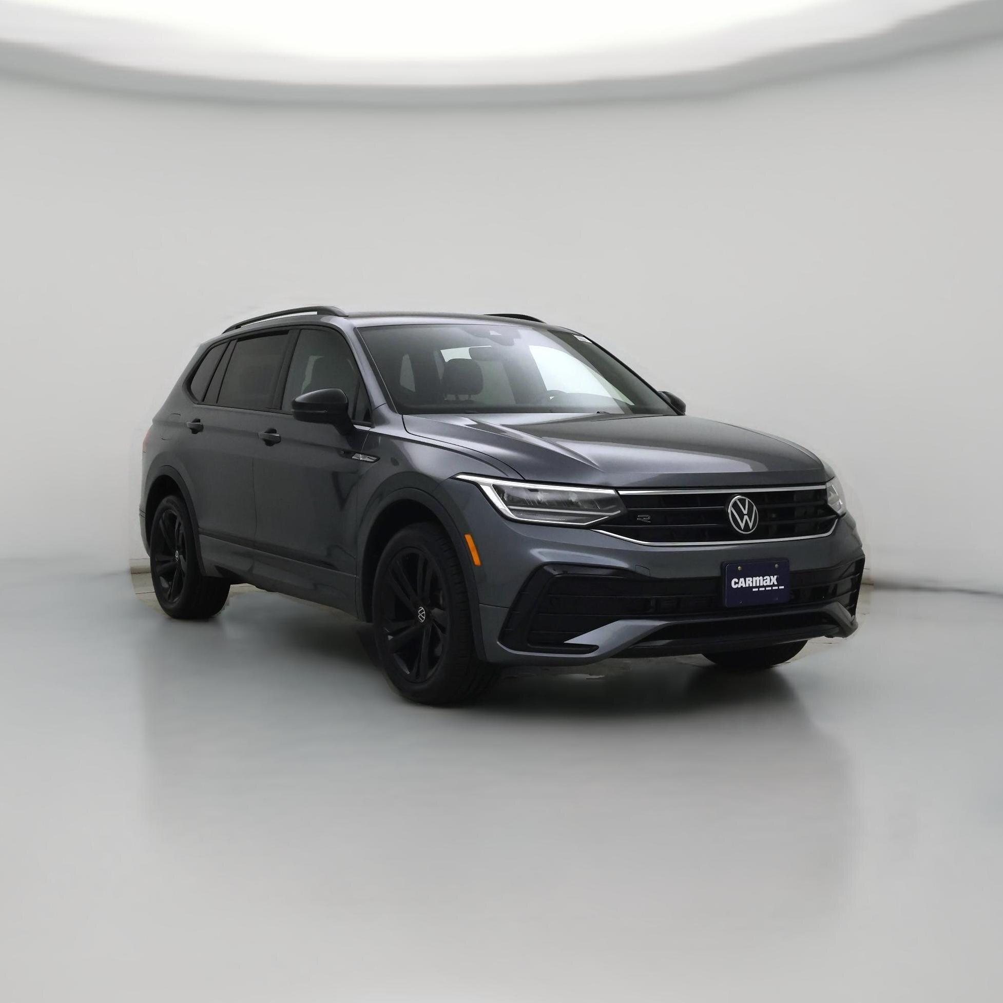Thumbnail: 2023 Volkswagen Tiguan - 1