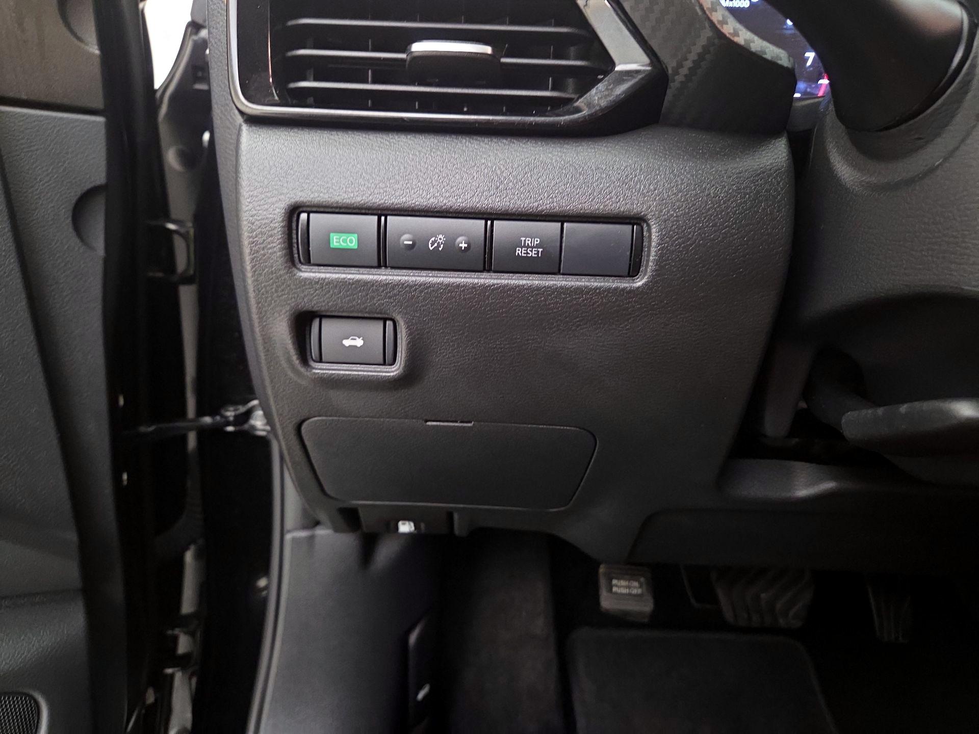 Thumbnail: 2023 Nissan Sentra - 13