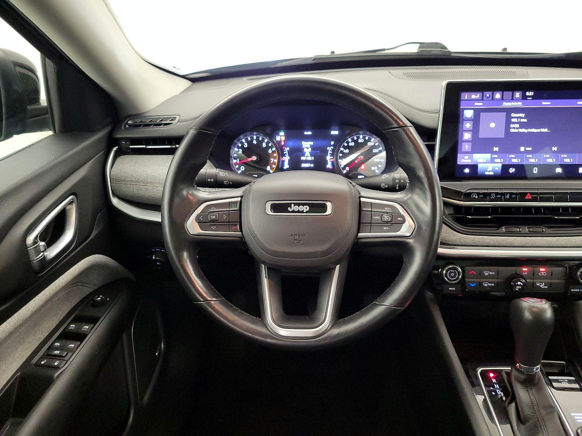 Thumbnail: 2022 Jeep Compass - 10