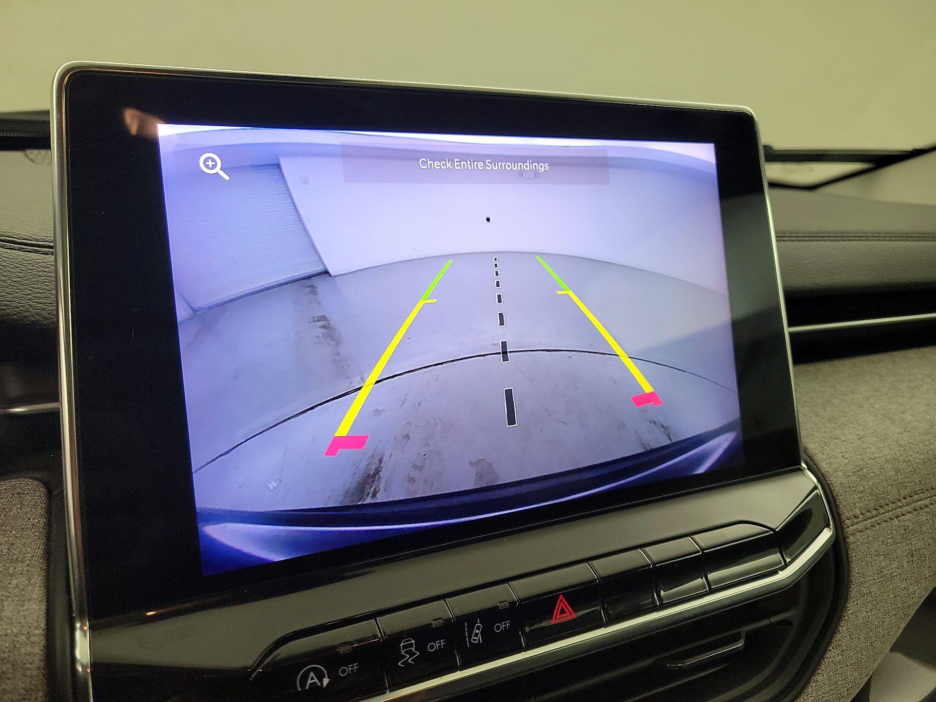 Thumbnail: 2022 Jeep Compass - 14