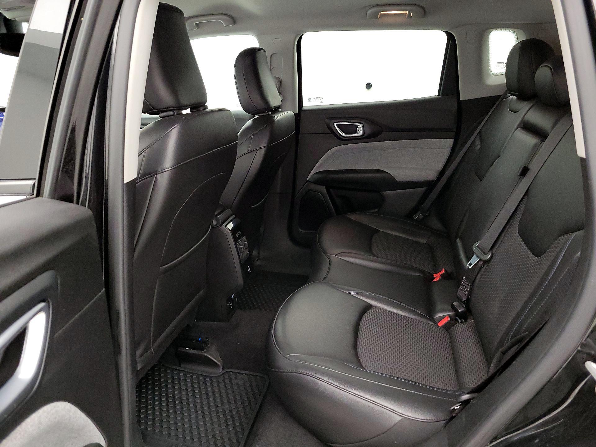 Thumbnail: 2022 Jeep Compass - 19