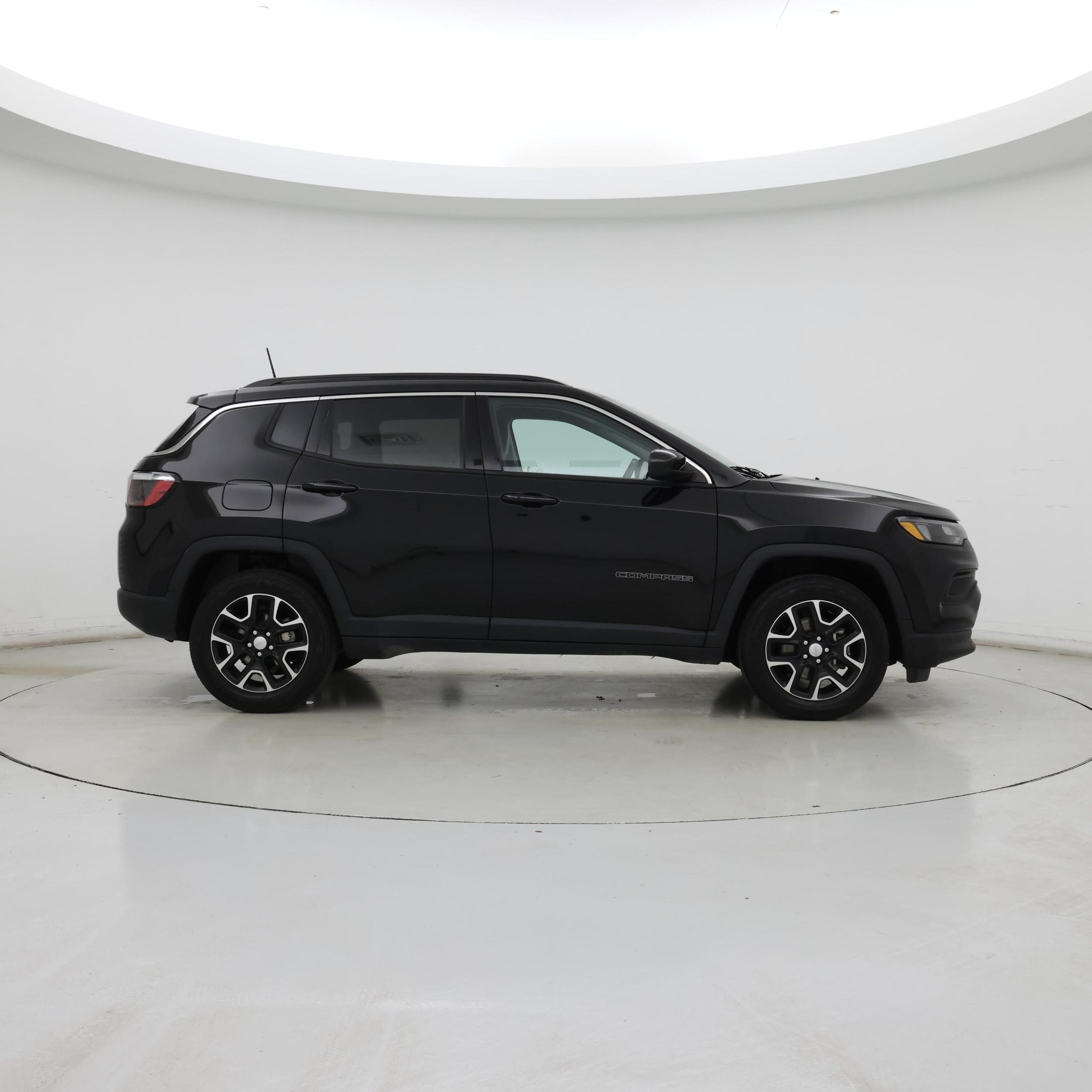 Thumbnail: 2022 Jeep Compass - 7