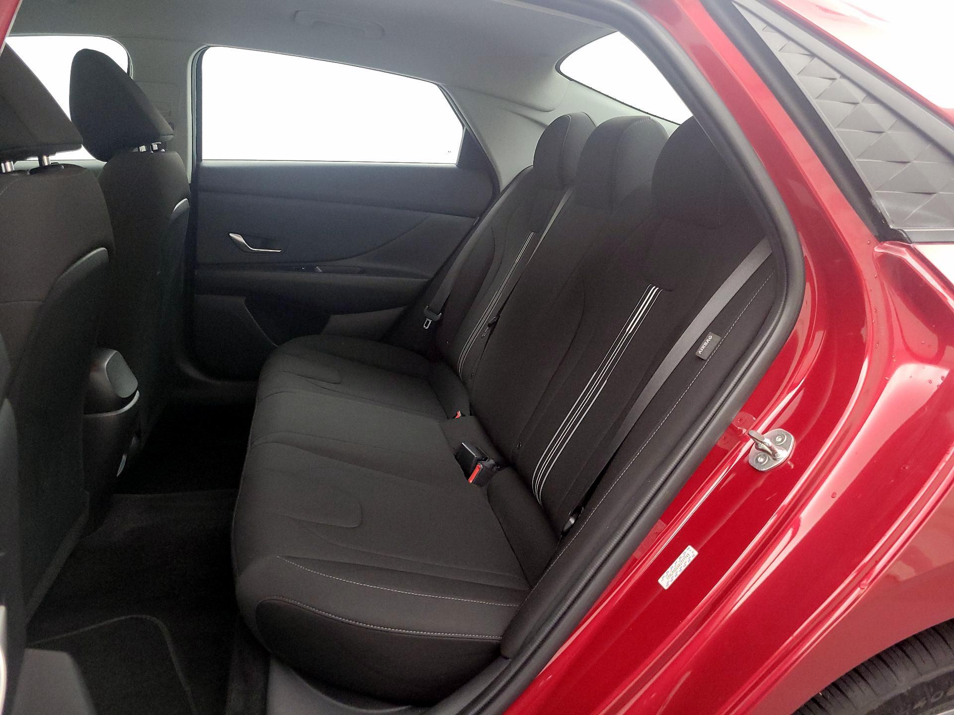 Thumbnail: 2024 Hyundai Elantra - 20