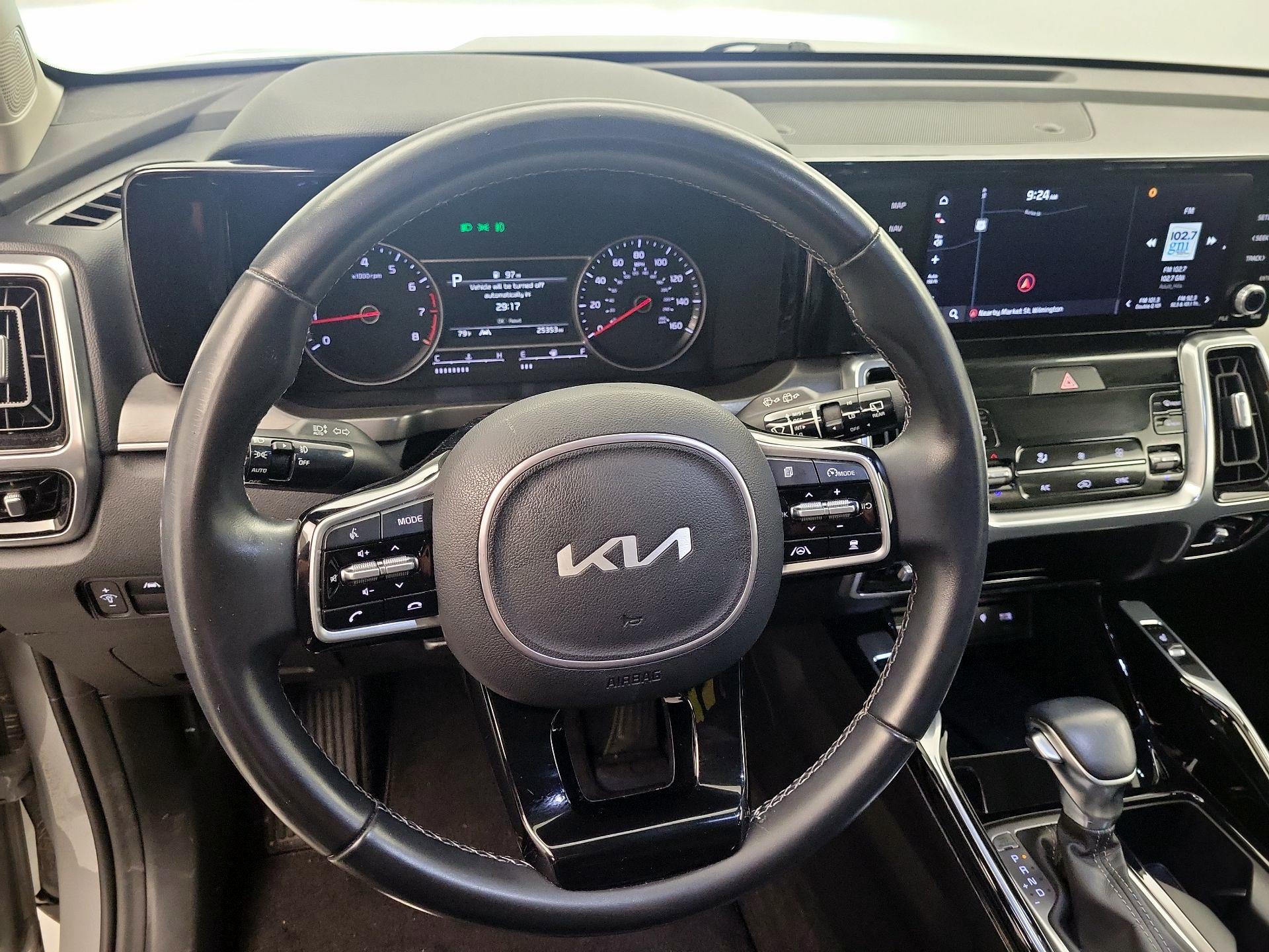 Thumbnail: 2022 Kia Sorento - 10