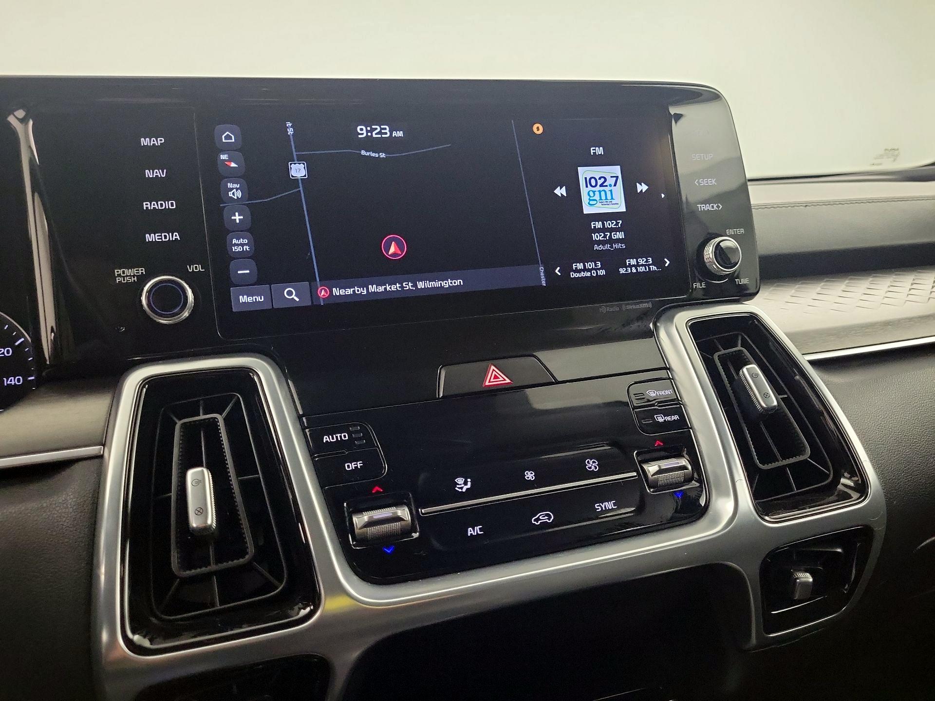 Thumbnail: 2022 Kia Sorento - 13