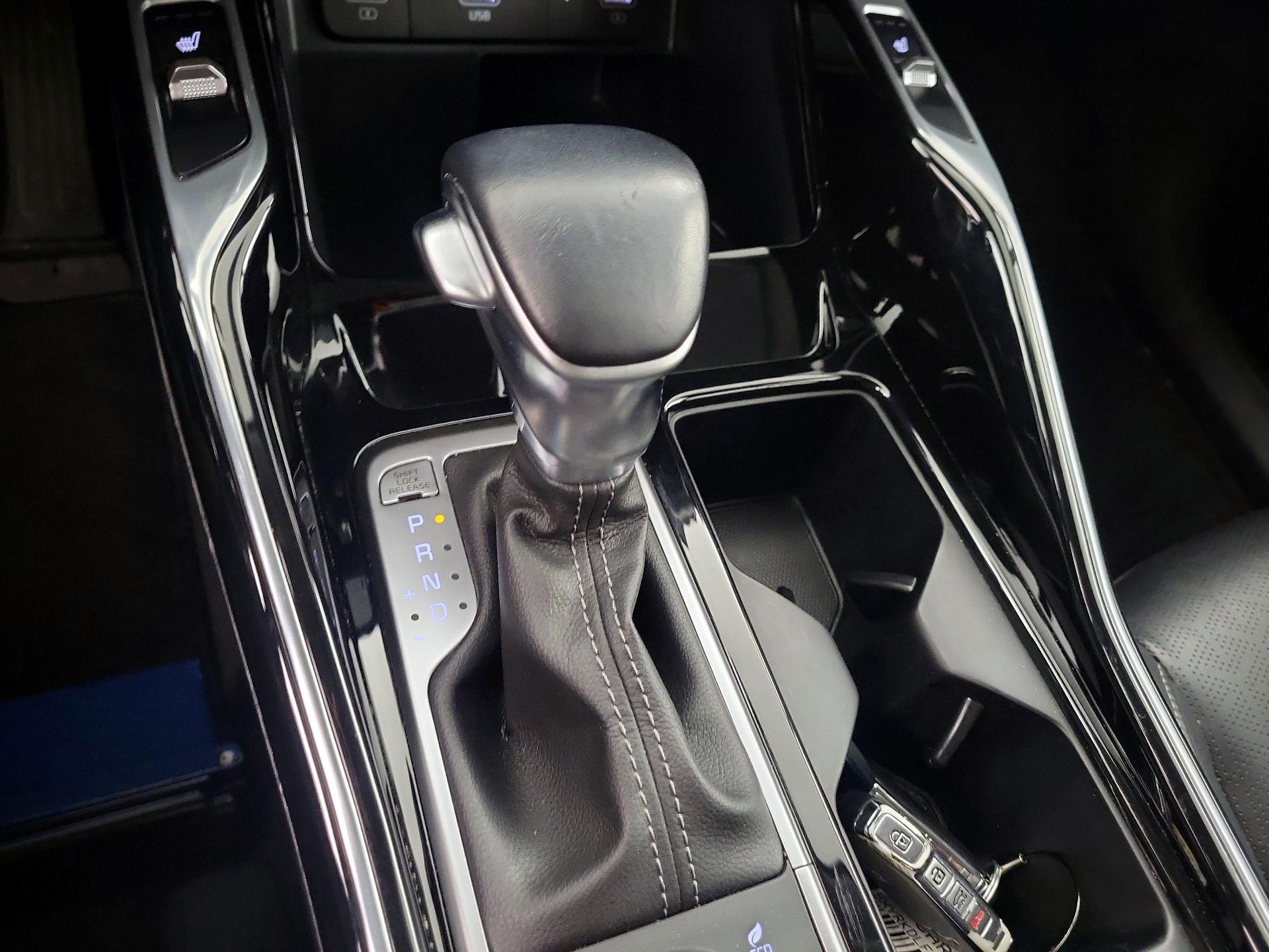 Thumbnail: 2022 Kia Sorento - 17