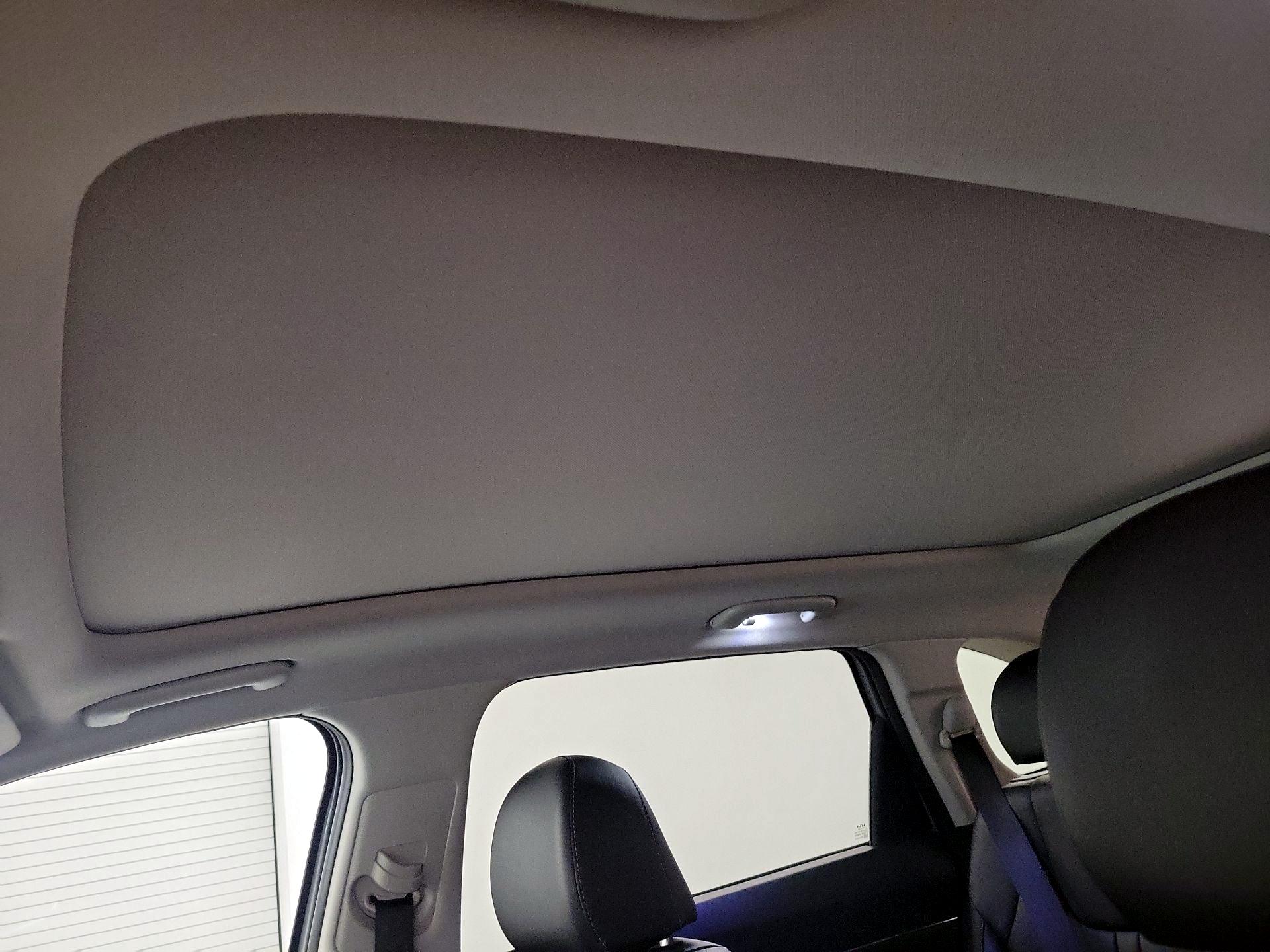 Thumbnail: 2022 Kia Sorento - 19