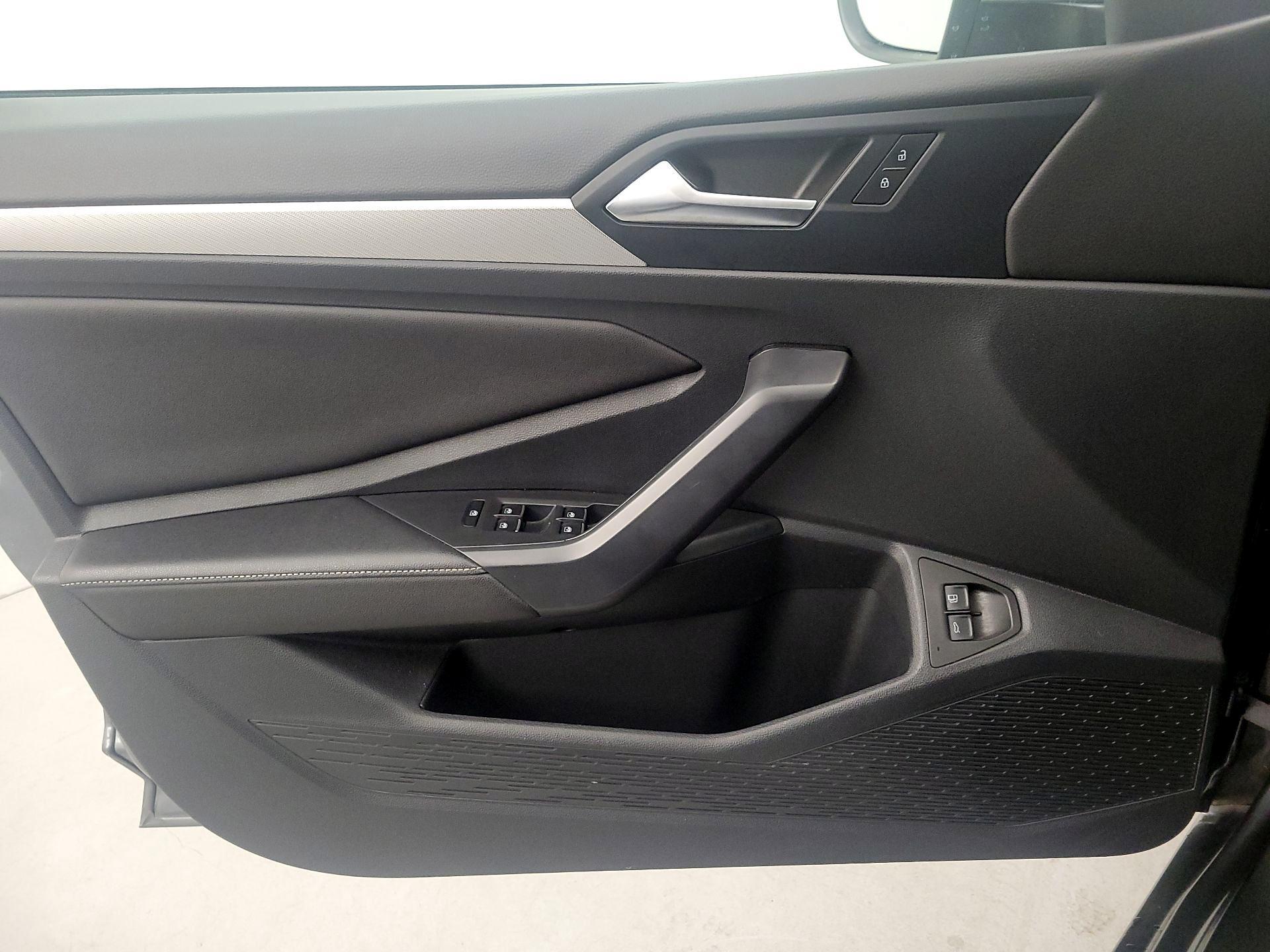 Thumbnail: 2024 Volkswagen Jetta - 12