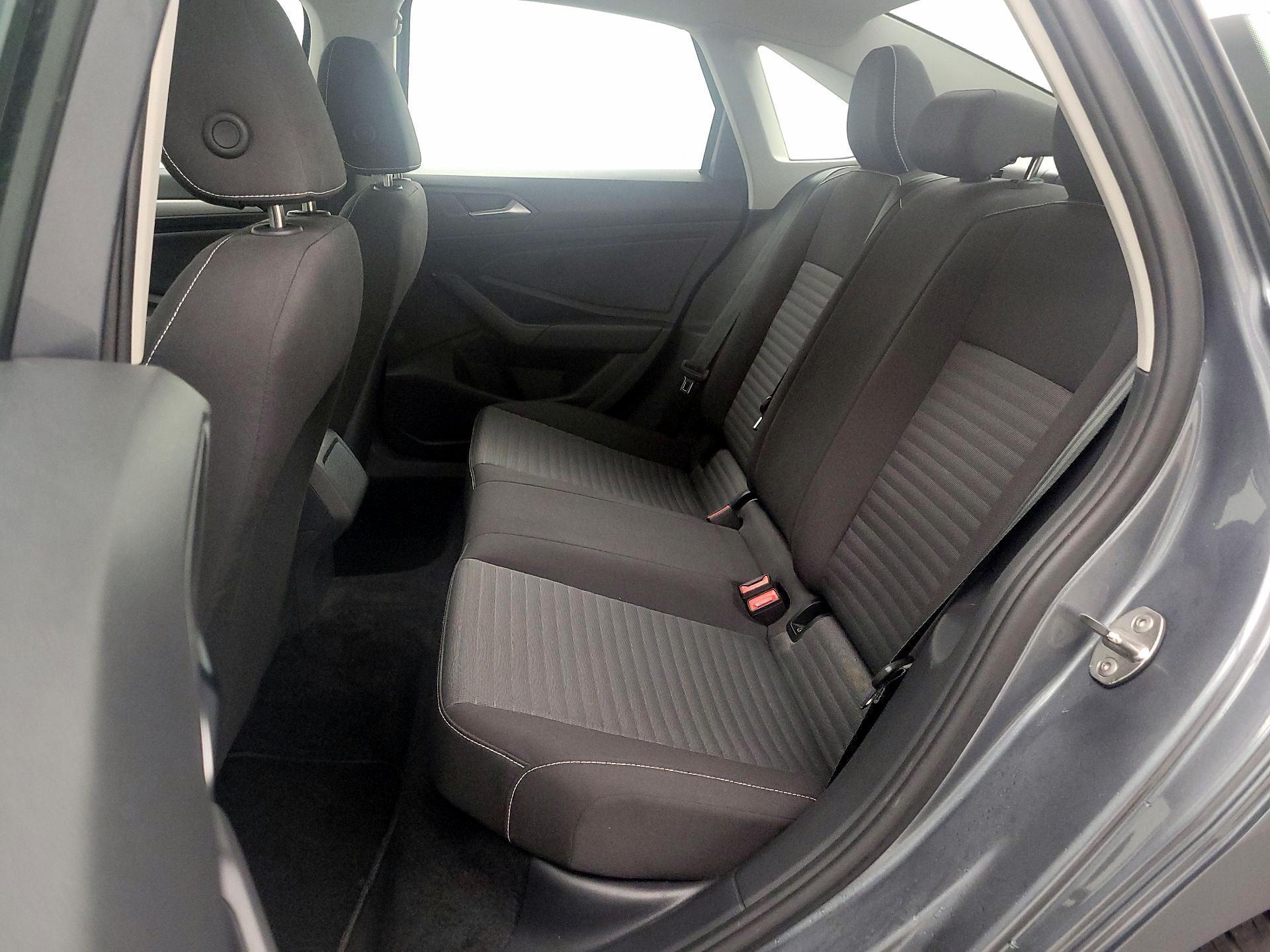 Thumbnail: 2024 Volkswagen Jetta - 19