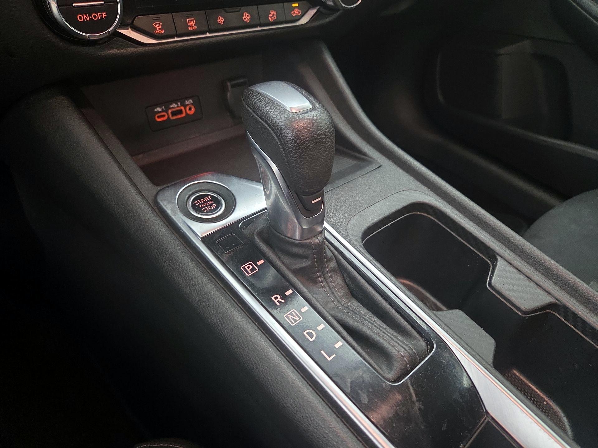 Thumbnail: 2022 Nissan Sentra - 17