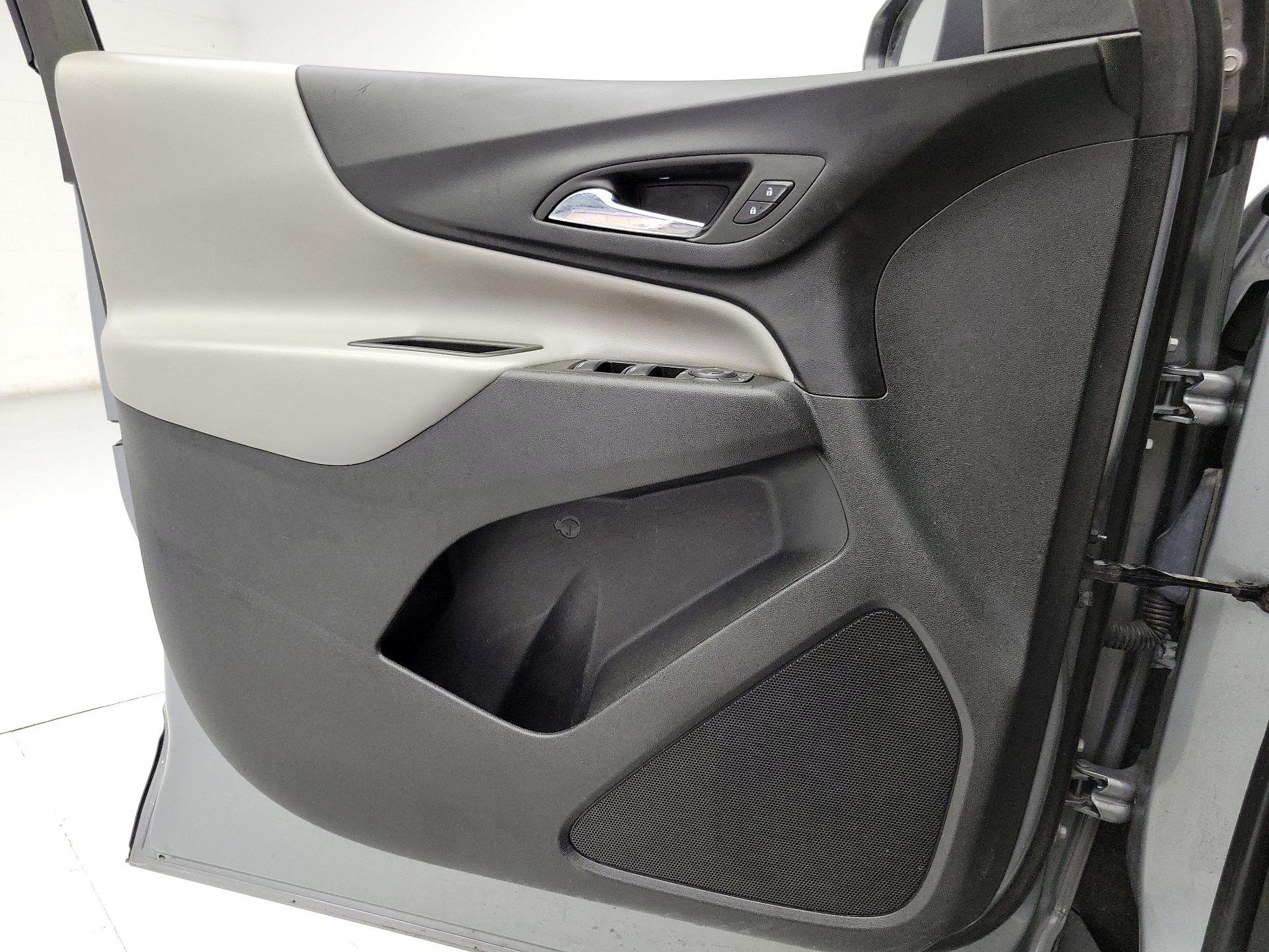 Thumbnail: 2023 Chevrolet Equinox - 12