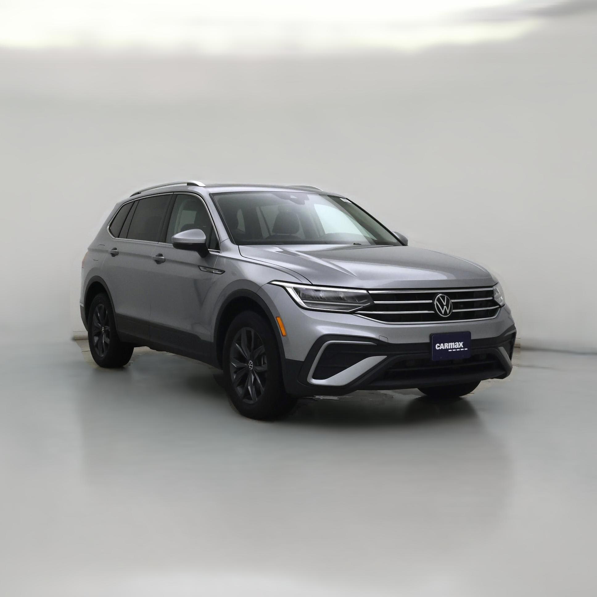 Thumbnail: 2023 Volkswagen Tiguan - 1